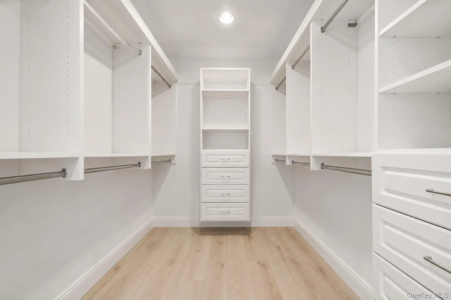 71 Michigan Street, Long Beach, NY, 5 Bedrooms Bedrooms, 13 Rooms Rooms,3 BathroomsBathrooms,Residential,For Rent,Michigan,0,1013894 71 Michigan Street, Long Beach, NY, 5 Bedrooms Bedrooms, 13 Rooms Rooms,3 BathroomsBathrooms,Residential,For Rent,Michigan,0,1013894