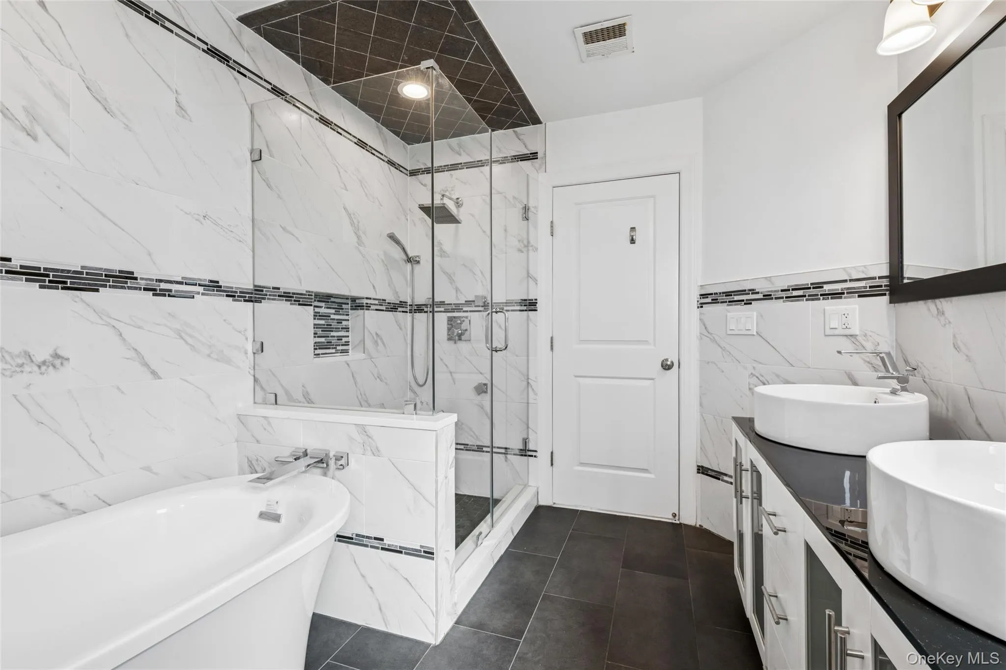 71 Michigan Street, Long Beach, NY, 5 Bedrooms Bedrooms, 13 Rooms Rooms,3 BathroomsBathrooms,Residential,For Rent,Michigan,0,1013894 71 Michigan Street, Long Beach, NY, 5 Bedrooms Bedrooms, 13 Rooms Rooms,3 BathroomsBathrooms,Residential,For Rent,Michigan,0,1013894