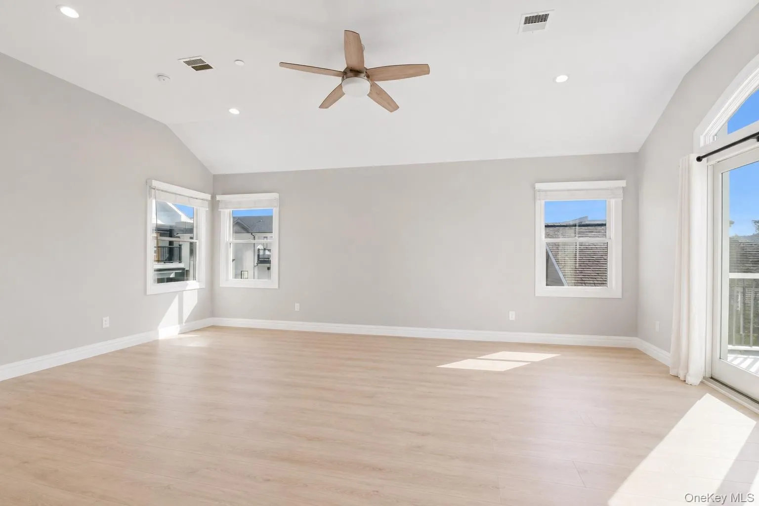 71 Michigan Street, Long Beach, NY, 5 Bedrooms Bedrooms, 13 Rooms Rooms,3 BathroomsBathrooms,Residential,For Rent,Michigan,0,1013894 71 Michigan Street, Long Beach, NY, 5 Bedrooms Bedrooms, 13 Rooms Rooms,3 BathroomsBathrooms,Residential,For Rent,Michigan,0,1013894