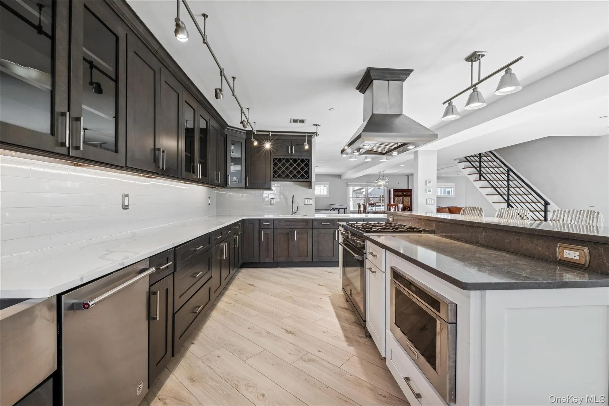 71 Michigan Street, Long Beach, NY, 5 Bedrooms Bedrooms, 13 Rooms Rooms,3 BathroomsBathrooms,Residential,For Rent,Michigan,0,1013894 71 Michigan Street, Long Beach, NY, 5 Bedrooms Bedrooms, 13 Rooms Rooms,3 BathroomsBathrooms,Residential,For Rent,Michigan,0,1013894