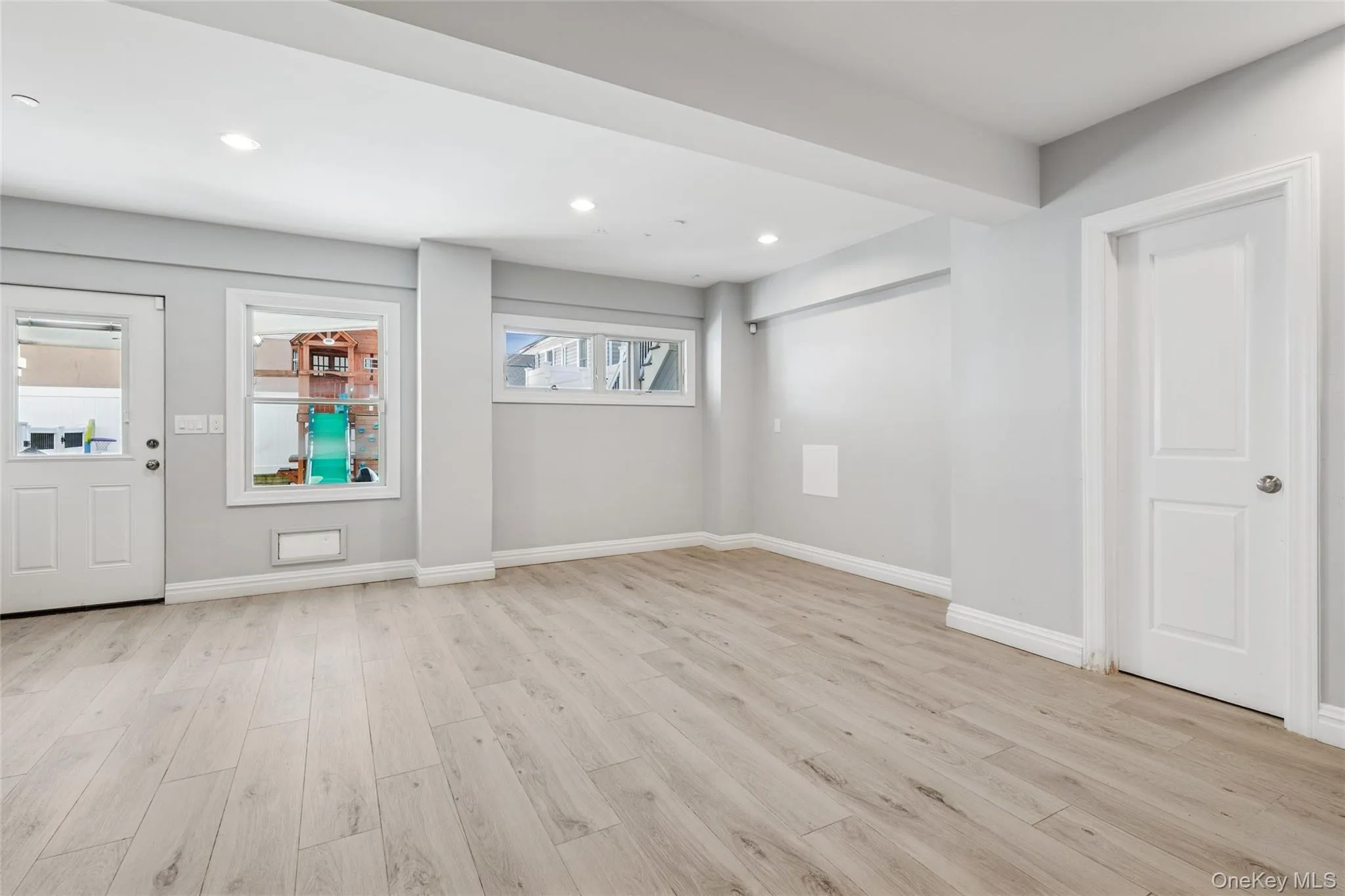 71 Michigan Street, Long Beach, NY, 5 Bedrooms Bedrooms, 13 Rooms Rooms,3 BathroomsBathrooms,Residential,For Rent,Michigan,0,1013894 71 Michigan Street, Long Beach, NY, 5 Bedrooms Bedrooms, 13 Rooms Rooms,3 BathroomsBathrooms,Residential,For Rent,Michigan,0,1013894