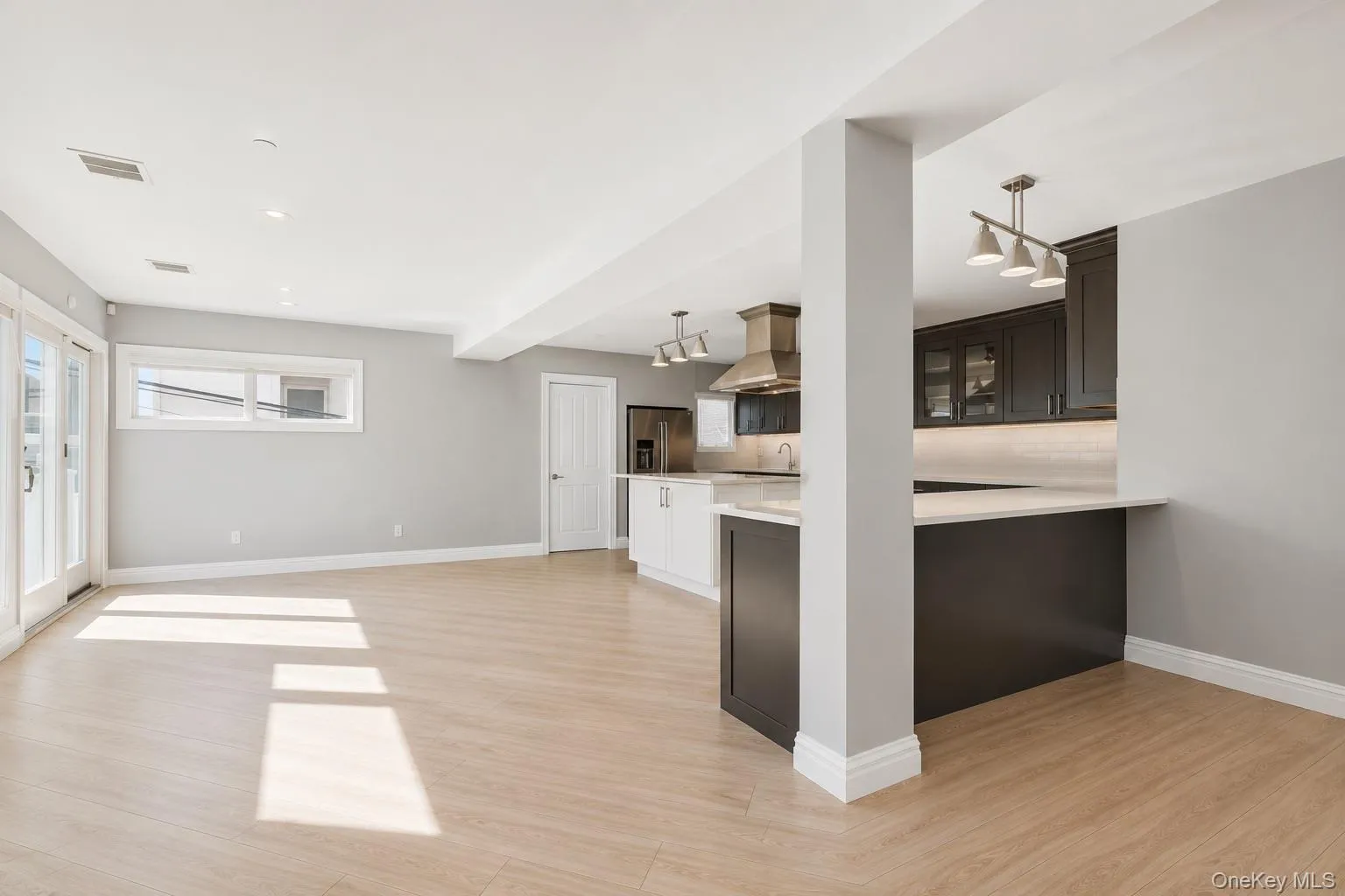 71 Michigan Street, Long Beach, NY, 5 Bedrooms Bedrooms, 13 Rooms Rooms,3 BathroomsBathrooms,Residential,For Rent,Michigan,0,1013894 71 Michigan Street, Long Beach, NY, 5 Bedrooms Bedrooms, 13 Rooms Rooms,3 BathroomsBathrooms,Residential,For Rent,Michigan,0,1013894