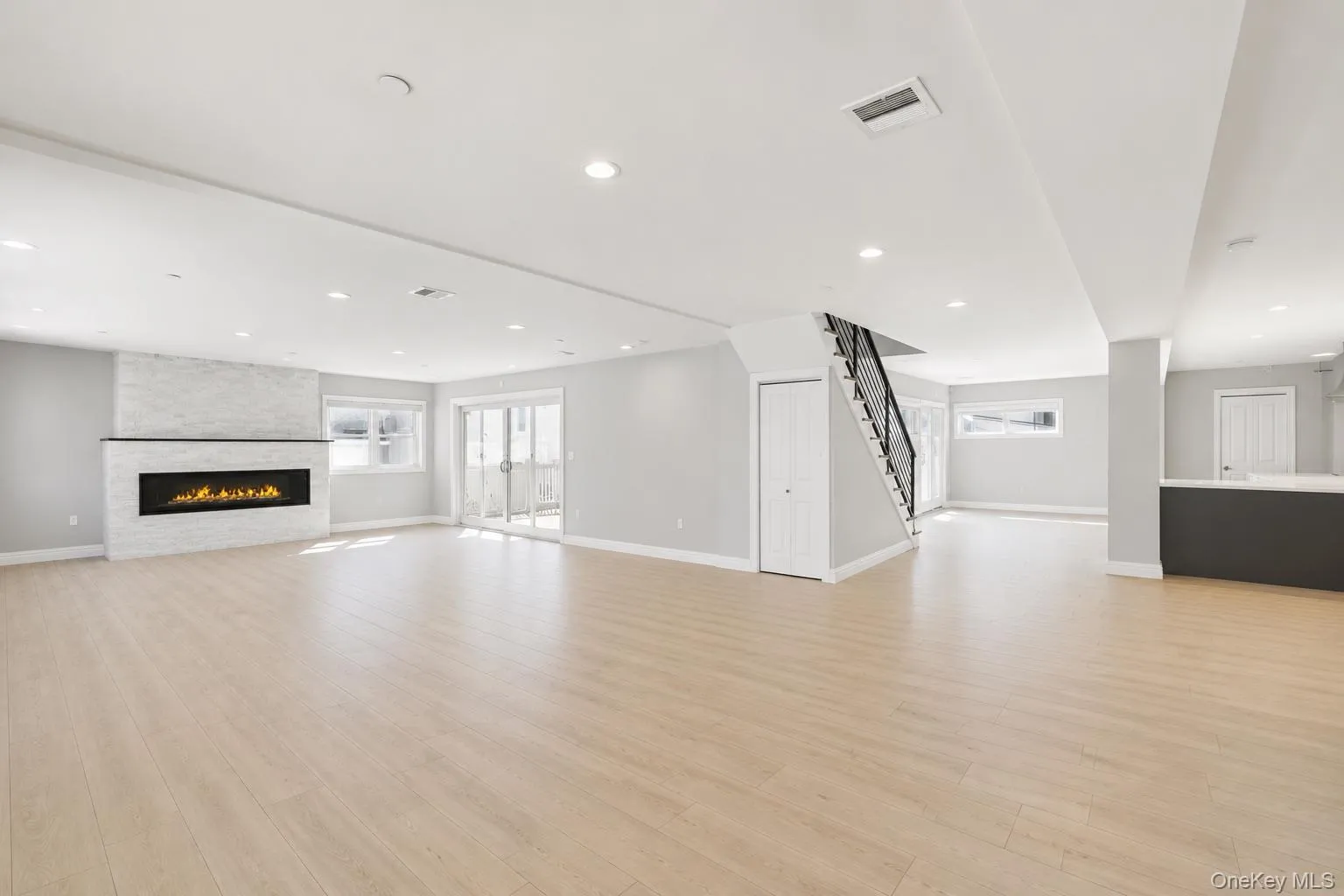 71 Michigan Street, Long Beach, NY, 5 Bedrooms Bedrooms, 13 Rooms Rooms,3 BathroomsBathrooms,Residential,For Rent,Michigan,0,1013894 71 Michigan Street, Long Beach, NY, 5 Bedrooms Bedrooms, 13 Rooms Rooms,3 BathroomsBathrooms,Residential,For Rent,Michigan,0,1013894