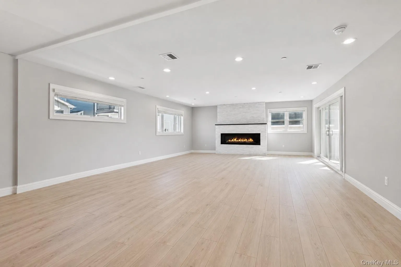 71 Michigan Street, Long Beach, NY, 5 Bedrooms Bedrooms, 13 Rooms Rooms,3 BathroomsBathrooms,Residential,For Rent,Michigan,0,1013894 71 Michigan Street, Long Beach, NY, 5 Bedrooms Bedrooms, 13 Rooms Rooms,3 BathroomsBathrooms,Residential,For Rent,Michigan,0,1013894