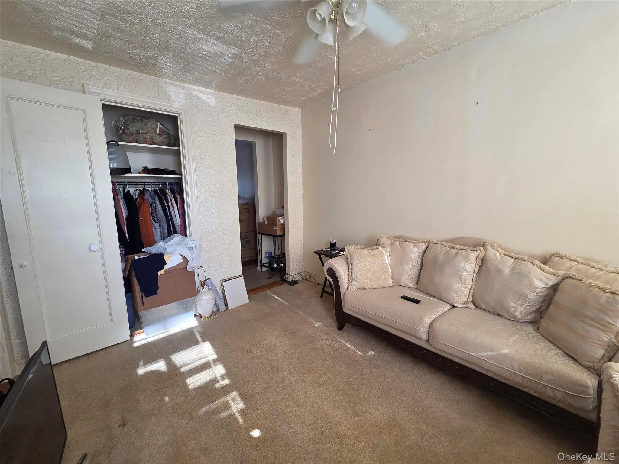 2726 Holland Avenue, New York, NY, 1 Bedroom Bedrooms, 4 Rooms Rooms,1 BathroomBathrooms,Residential Lease,For Rent,Holland,0,KEY1013896 2726 Holland Avenue, New York, NY, 1 Bedroom Bedrooms, 4 Rooms Rooms,1 BathroomBathrooms,Residential Lease,For Rent,Holland,0,KEY1013896