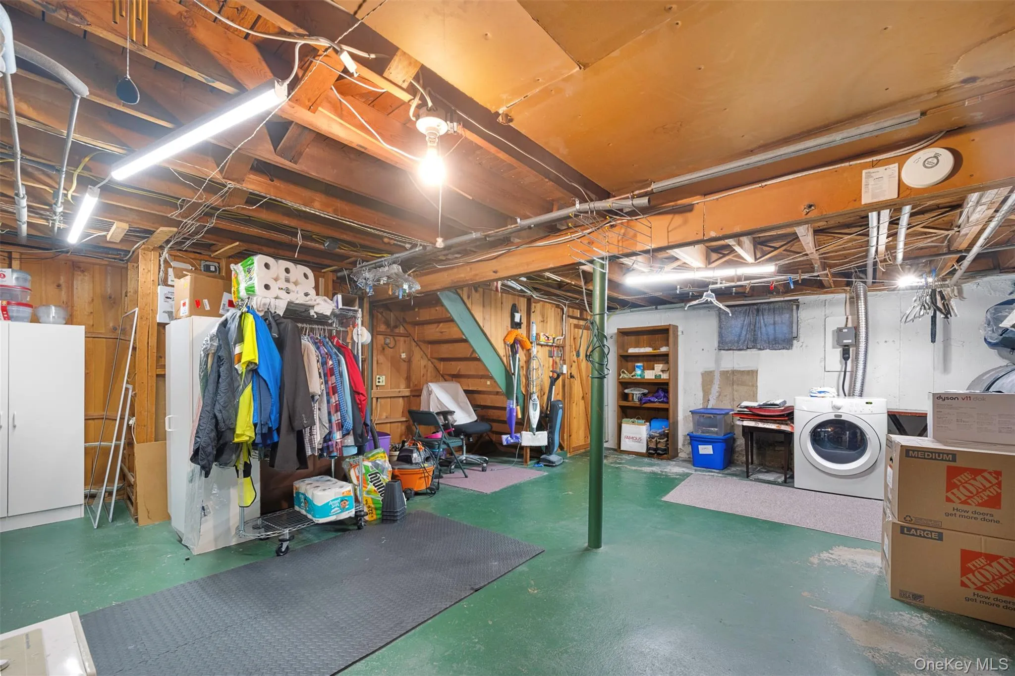 2389 Lindy Road, Hempstead, NY, 4 Bedrooms Bedrooms, 6 Rooms Rooms,1 BathroomBathrooms,Residential,For Rent,Lindy,0,1013902 2389 Lindy Road, Hempstead, NY, 4 Bedrooms Bedrooms, 6 Rooms Rooms,1 BathroomBathrooms,Residential,For Rent,Lindy,0,1013902