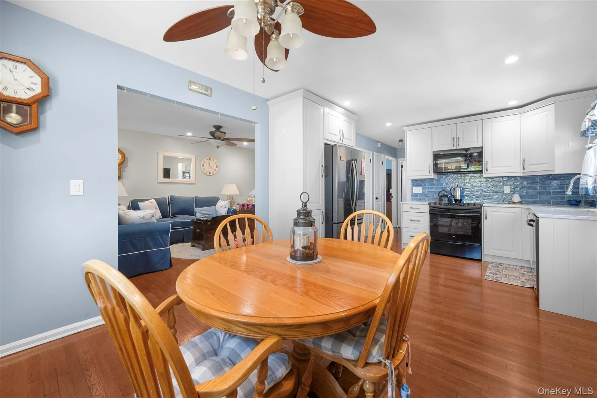 2389 Lindy Road, Hempstead, NY, 4 Bedrooms Bedrooms, 6 Rooms Rooms,1 BathroomBathrooms,Residential,For Rent,Lindy,0,1013902 2389 Lindy Road, Hempstead, NY, 4 Bedrooms Bedrooms, 6 Rooms Rooms,1 BathroomBathrooms,Residential,For Rent,Lindy,0,1013902