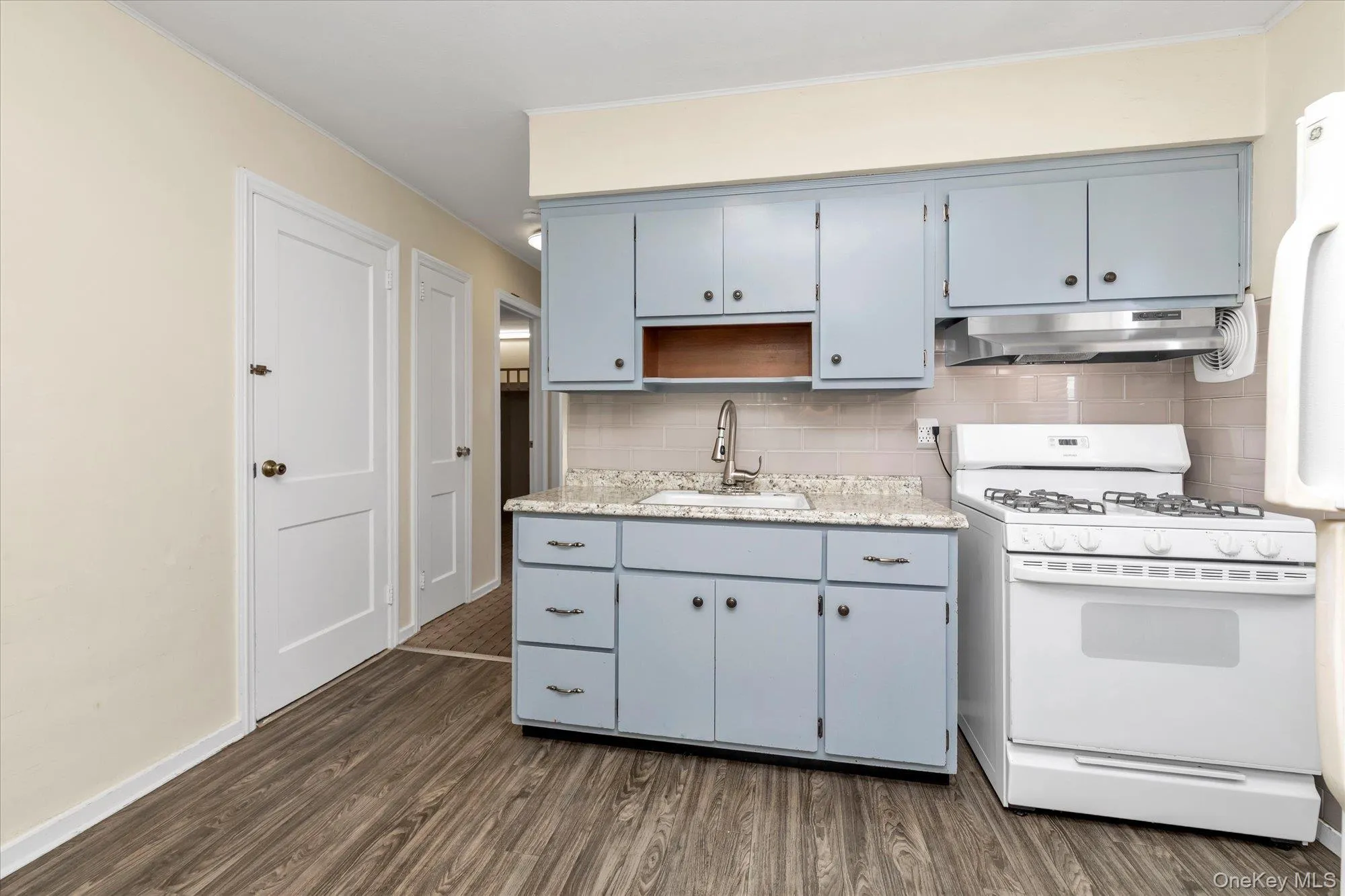 360 Litchfield Avenue, Hempstead, NY, 4 Bedrooms Bedrooms, 10 Rooms Rooms,3 BathroomsBathrooms,Residential,For Rent,Litchfield,0,1013903 360 Litchfield Avenue, Hempstead, NY, 4 Bedrooms Bedrooms, 10 Rooms Rooms,3 BathroomsBathrooms,Residential,For Rent,Litchfield,0,1013903