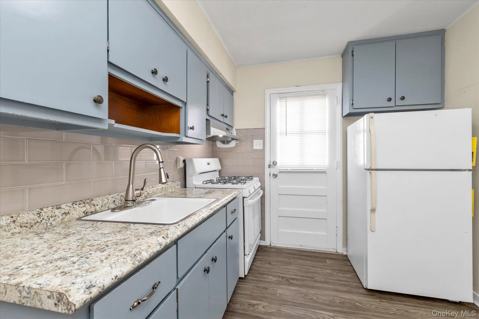 360 Litchfield Avenue, Hempstead, NY, 4 Bedrooms Bedrooms, 10 Rooms Rooms,3 BathroomsBathrooms,Residential,For Rent,Litchfield,0,1013903 360 Litchfield Avenue, Hempstead, NY, 4 Bedrooms Bedrooms, 10 Rooms Rooms,3 BathroomsBathrooms,Residential,For Rent,Litchfield,0,1013903