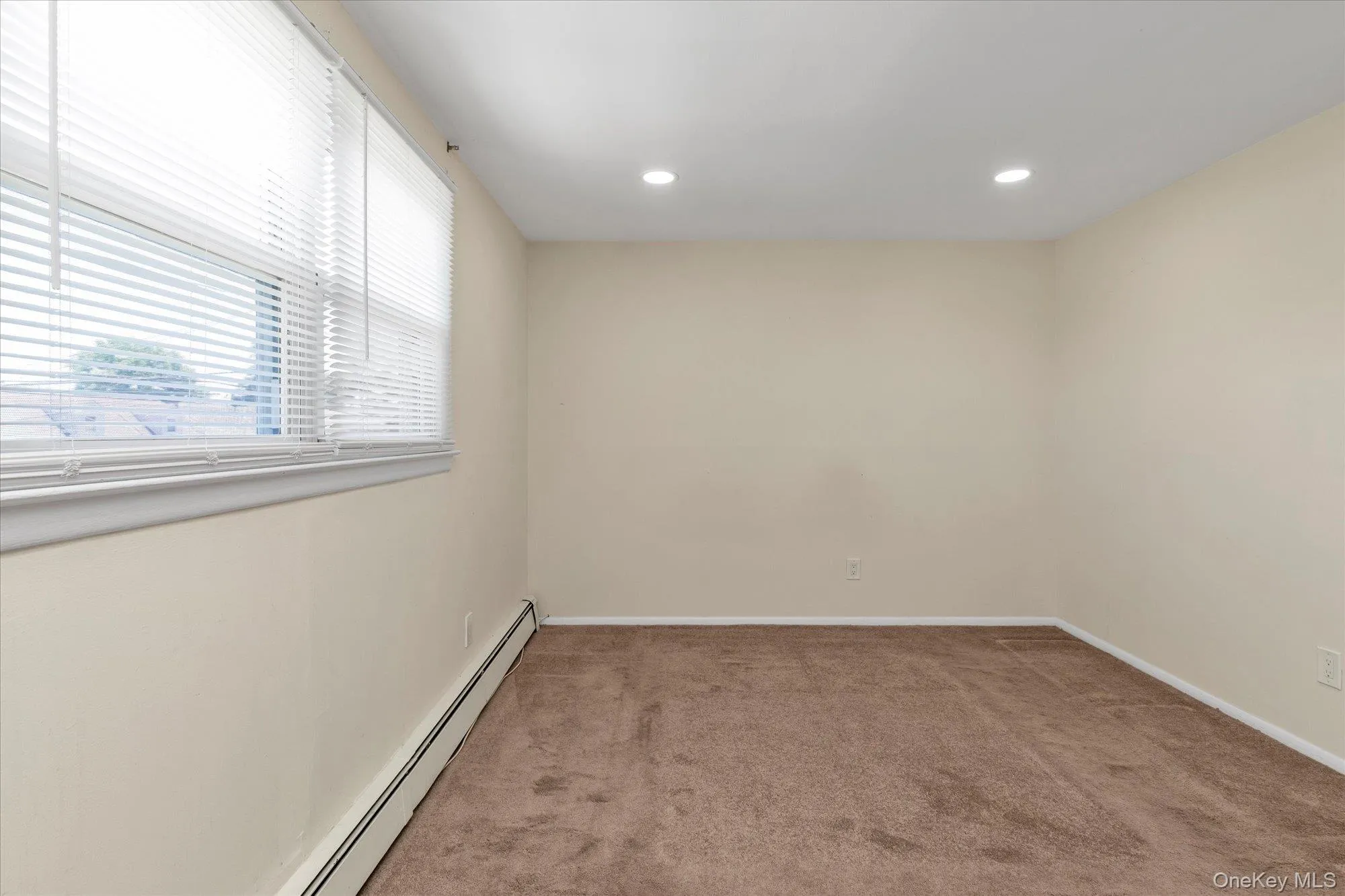 360 Litchfield Avenue, Hempstead, NY, 4 Bedrooms Bedrooms, 10 Rooms Rooms,3 BathroomsBathrooms,Residential,For Rent,Litchfield,0,1013903 360 Litchfield Avenue, Hempstead, NY, 4 Bedrooms Bedrooms, 10 Rooms Rooms,3 BathroomsBathrooms,Residential,For Rent,Litchfield,0,1013903