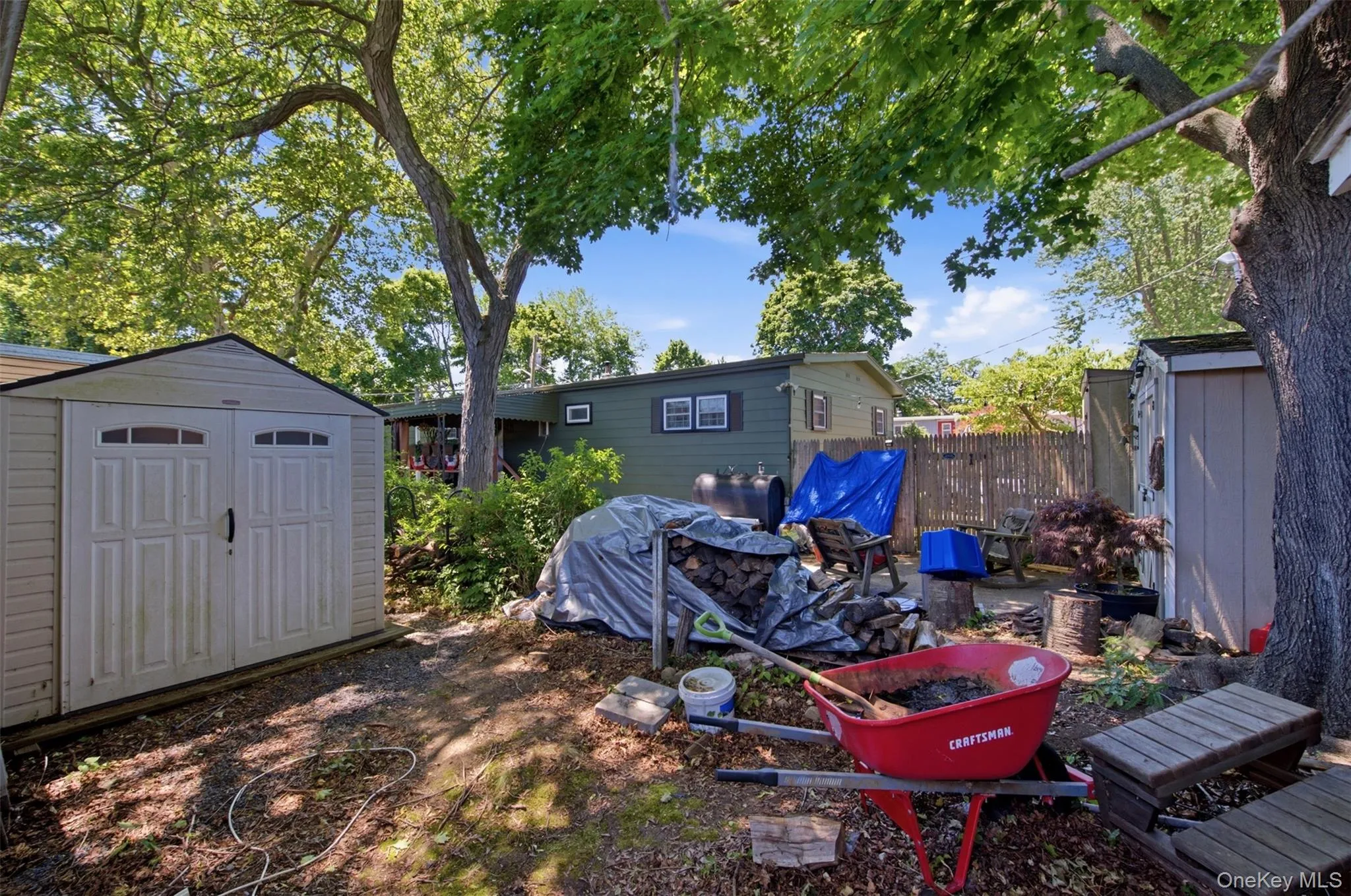 Area Behind Structure includes sheds Area Behind Structure includes sheds
