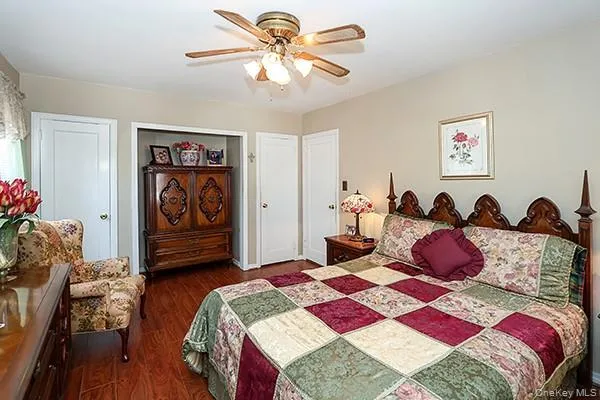 8152 249th Street, New York, NY, 4 Bedrooms Bedrooms, 7 Rooms Rooms,2 BathroomsBathrooms,Residential,For Rent,249th,0,KEY1013907 8152 249th Street, New York, NY, 4 Bedrooms Bedrooms, 7 Rooms Rooms,2 BathroomsBathrooms,Residential,For Rent,249th,0,KEY1013907