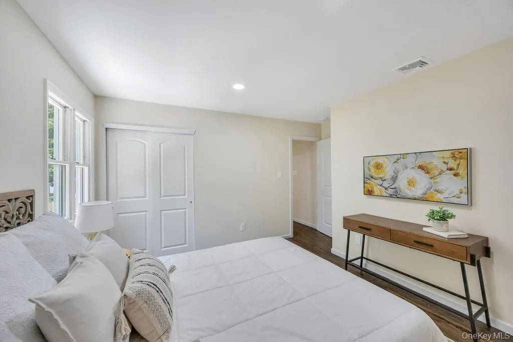 369 Dare Road, Brookhaven, NY, 4 Bedrooms Bedrooms, 8 Rooms Rooms,2 BathroomsBathrooms,Residential,For Rent,Dare,0,1013910 369 Dare Road, Brookhaven, NY, 4 Bedrooms Bedrooms, 8 Rooms Rooms,2 BathroomsBathrooms,Residential,For Rent,Dare,0,1013910