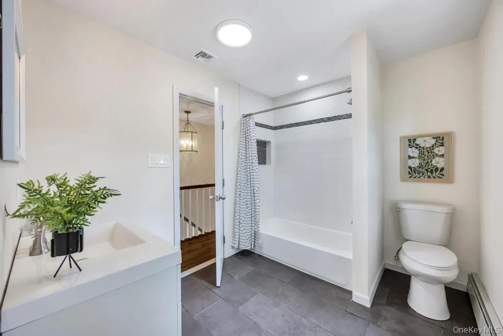 369 Dare Road, Brookhaven, NY, 4 Bedrooms Bedrooms, 8 Rooms Rooms,2 BathroomsBathrooms,Residential,For Rent,Dare,0,1013910 369 Dare Road, Brookhaven, NY, 4 Bedrooms Bedrooms, 8 Rooms Rooms,2 BathroomsBathrooms,Residential,For Rent,Dare,0,1013910