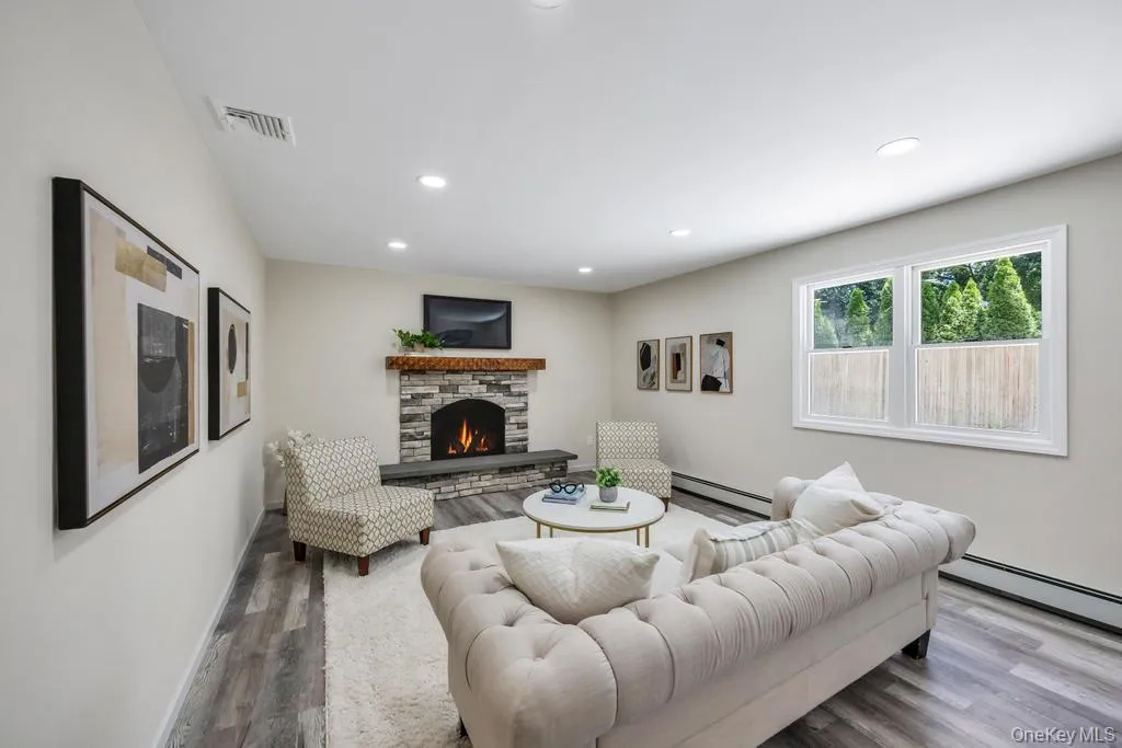 369 Dare Road, Brookhaven, NY, 4 Bedrooms Bedrooms, 8 Rooms Rooms,2 BathroomsBathrooms,Residential,For Rent,Dare,0,1013910 369 Dare Road, Brookhaven, NY, 4 Bedrooms Bedrooms, 8 Rooms Rooms,2 BathroomsBathrooms,Residential,For Rent,Dare,0,1013910