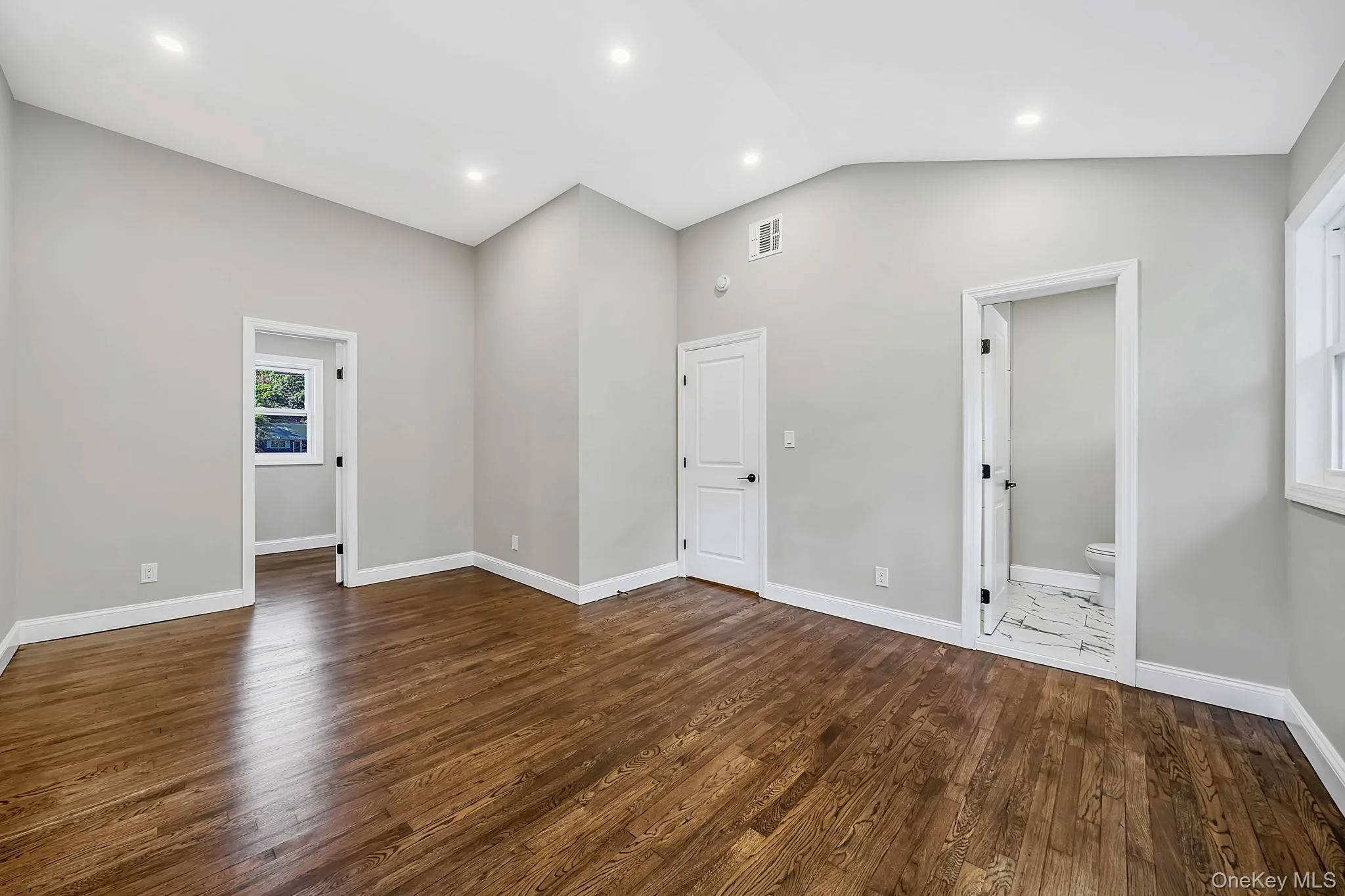 50 Orchard Drive, Smithtown, NY, 4 Bedrooms Bedrooms, 8 Rooms Rooms,2 BathroomsBathrooms,Residential,For Rent,Orchard,0,1013914 50 Orchard Drive, Smithtown, NY, 4 Bedrooms Bedrooms, 8 Rooms Rooms,2 BathroomsBathrooms,Residential,For Rent,Orchard,0,1013914