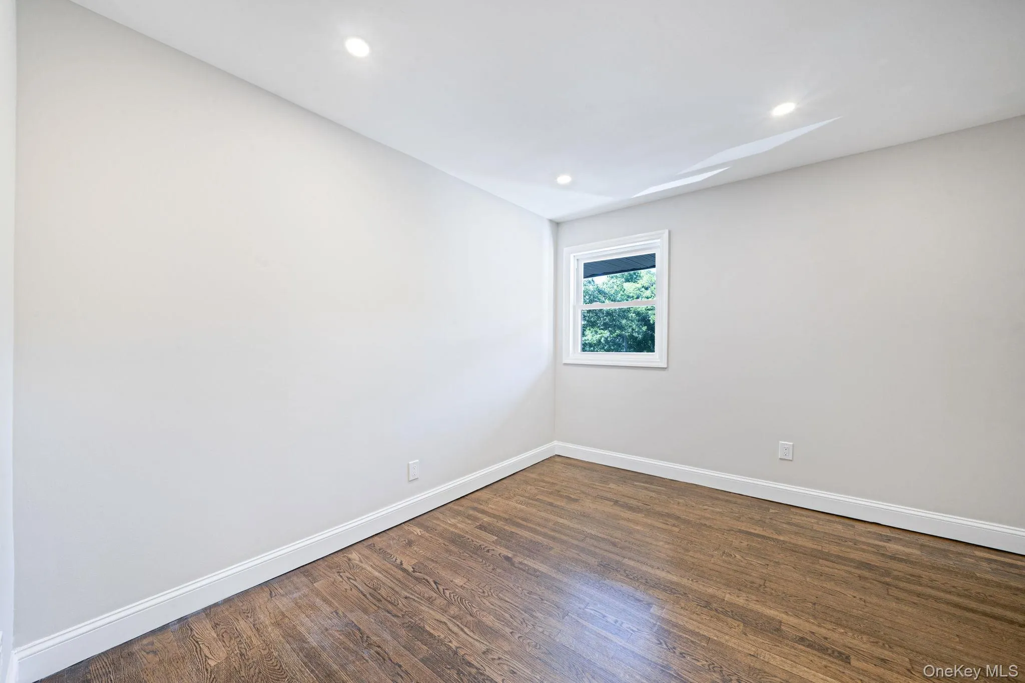 50 Orchard Drive, Smithtown, NY, 4 Bedrooms Bedrooms, 8 Rooms Rooms,2 BathroomsBathrooms,Residential,For Rent,Orchard,0,1013914 50 Orchard Drive, Smithtown, NY, 4 Bedrooms Bedrooms, 8 Rooms Rooms,2 BathroomsBathrooms,Residential,For Rent,Orchard,0,1013914
