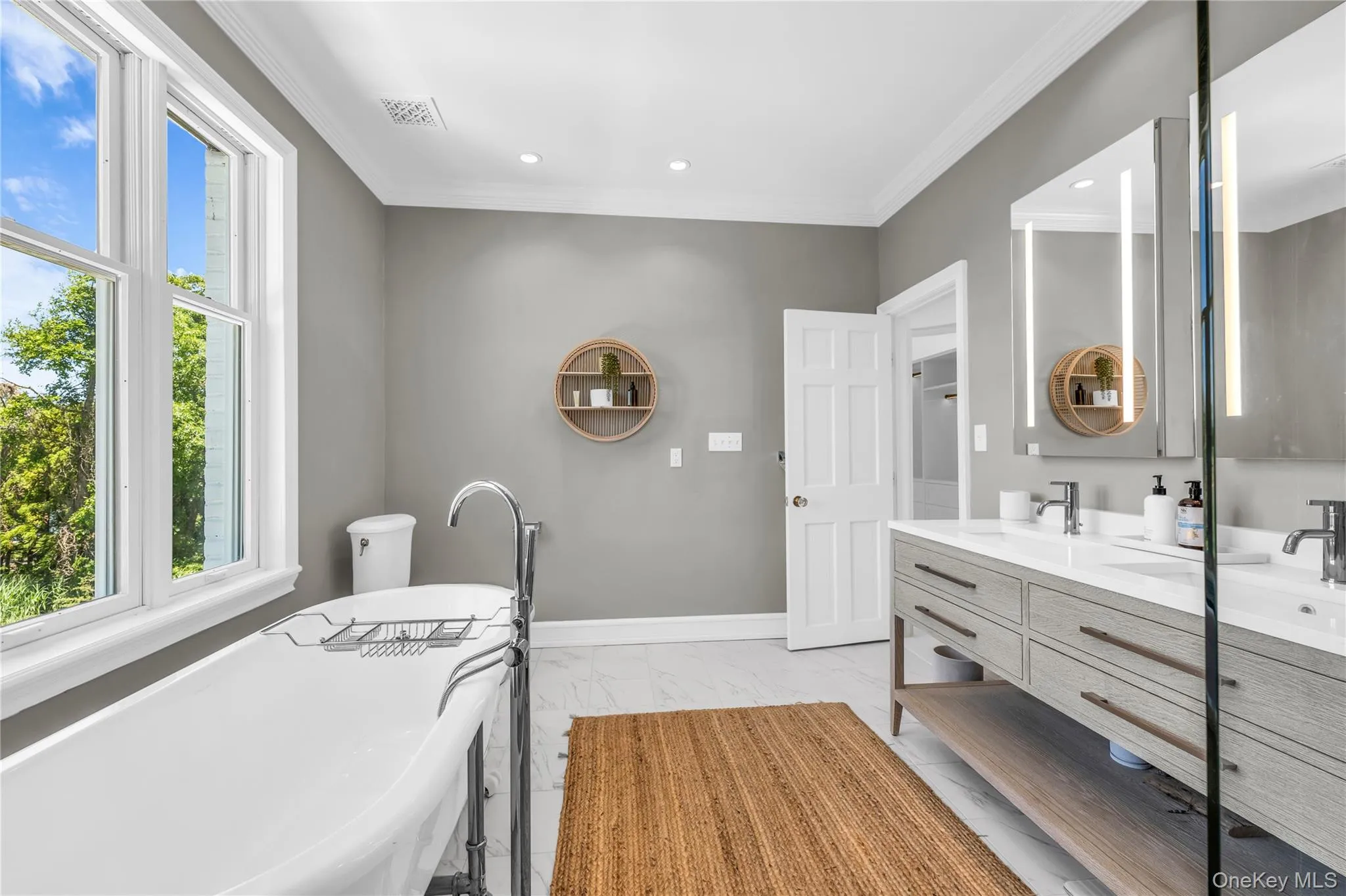 68 Howells Point Road, Brookhaven, NY, 5 Bedrooms Bedrooms, 12 Rooms Rooms,5 BathroomsBathrooms,Residential,For Rent,Howells Point,0,1013917 68 Howells Point Road, Brookhaven, NY, 5 Bedrooms Bedrooms, 12 Rooms Rooms,5 BathroomsBathrooms,Residential,For Rent,Howells Point,0,1013917