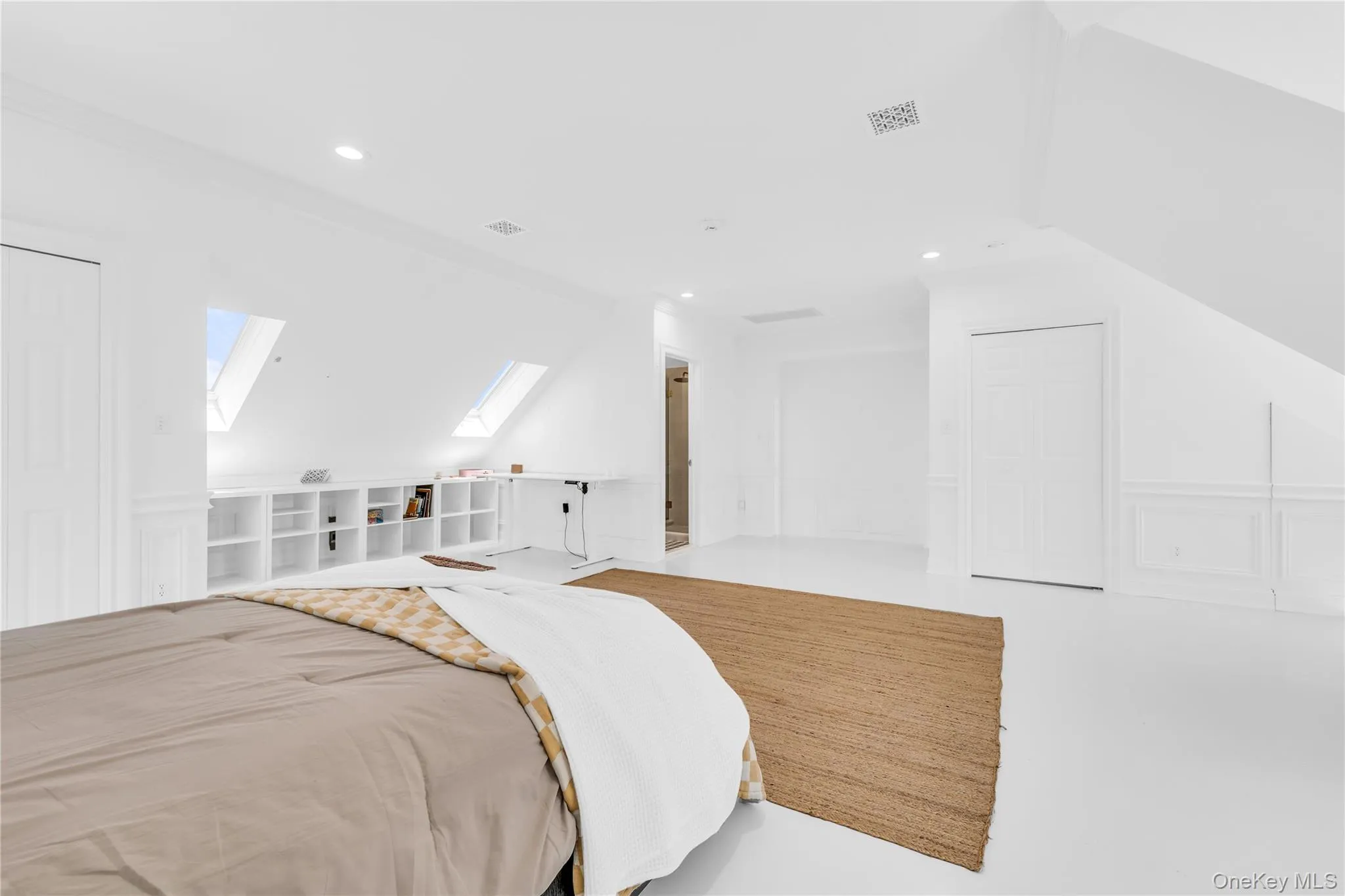 68 Howells Point Road, Brookhaven, NY, 5 Bedrooms Bedrooms, 12 Rooms Rooms,5 BathroomsBathrooms,Residential,For Rent,Howells Point,0,1013917 68 Howells Point Road, Brookhaven, NY, 5 Bedrooms Bedrooms, 12 Rooms Rooms,5 BathroomsBathrooms,Residential,For Rent,Howells Point,0,1013917