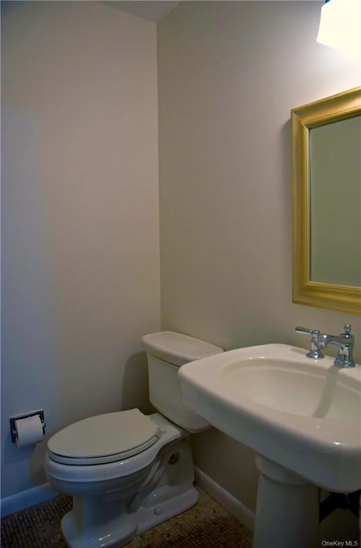 Powder Room Powder Room