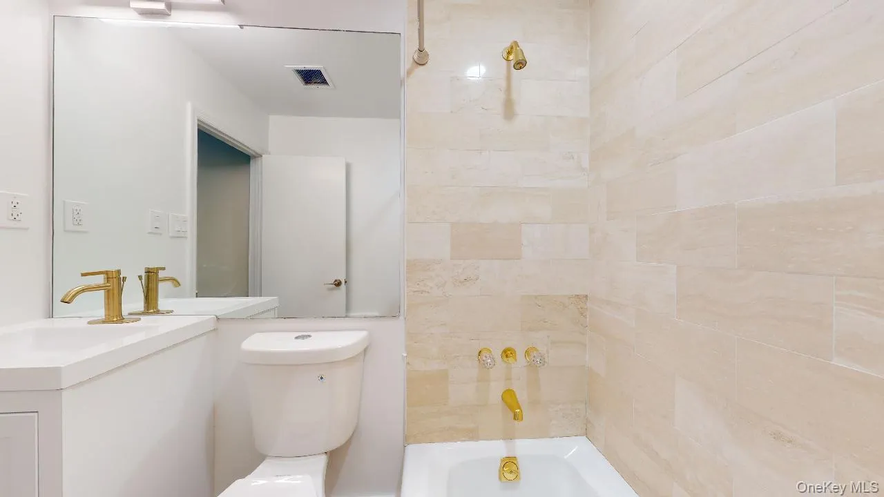 67-39 Clyde Street, New York, NY, 2 Bedrooms Bedrooms, 4 Rooms Rooms,2 BathroomsBathrooms,Residential Lease,For Rent,Clyde,0,1013929 67-39 Clyde Street, New York, NY, 2 Bedrooms Bedrooms, 4 Rooms Rooms,2 BathroomsBathrooms,Residential Lease,For Rent,Clyde,0,1013929