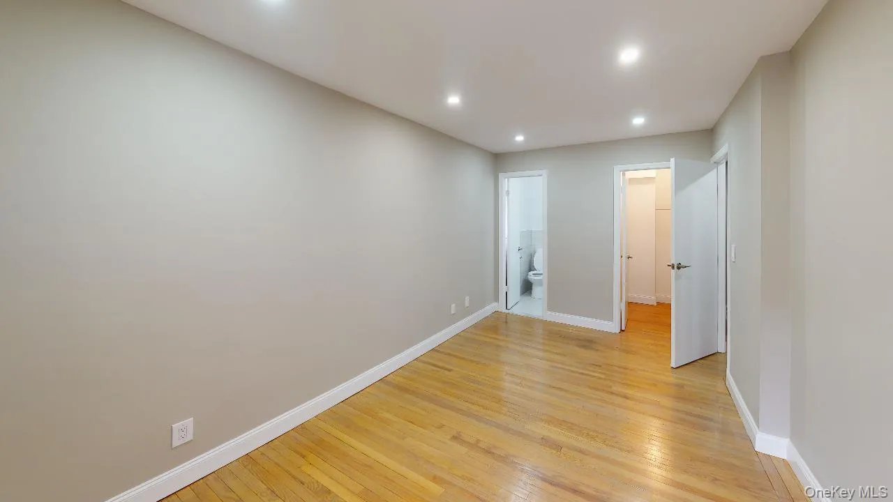67-39 Clyde Street, New York, NY, 2 Bedrooms Bedrooms, 4 Rooms Rooms,2 BathroomsBathrooms,Residential Lease,For Rent,Clyde,0,1013929 67-39 Clyde Street, New York, NY, 2 Bedrooms Bedrooms, 4 Rooms Rooms,2 BathroomsBathrooms,Residential Lease,For Rent,Clyde,0,1013929