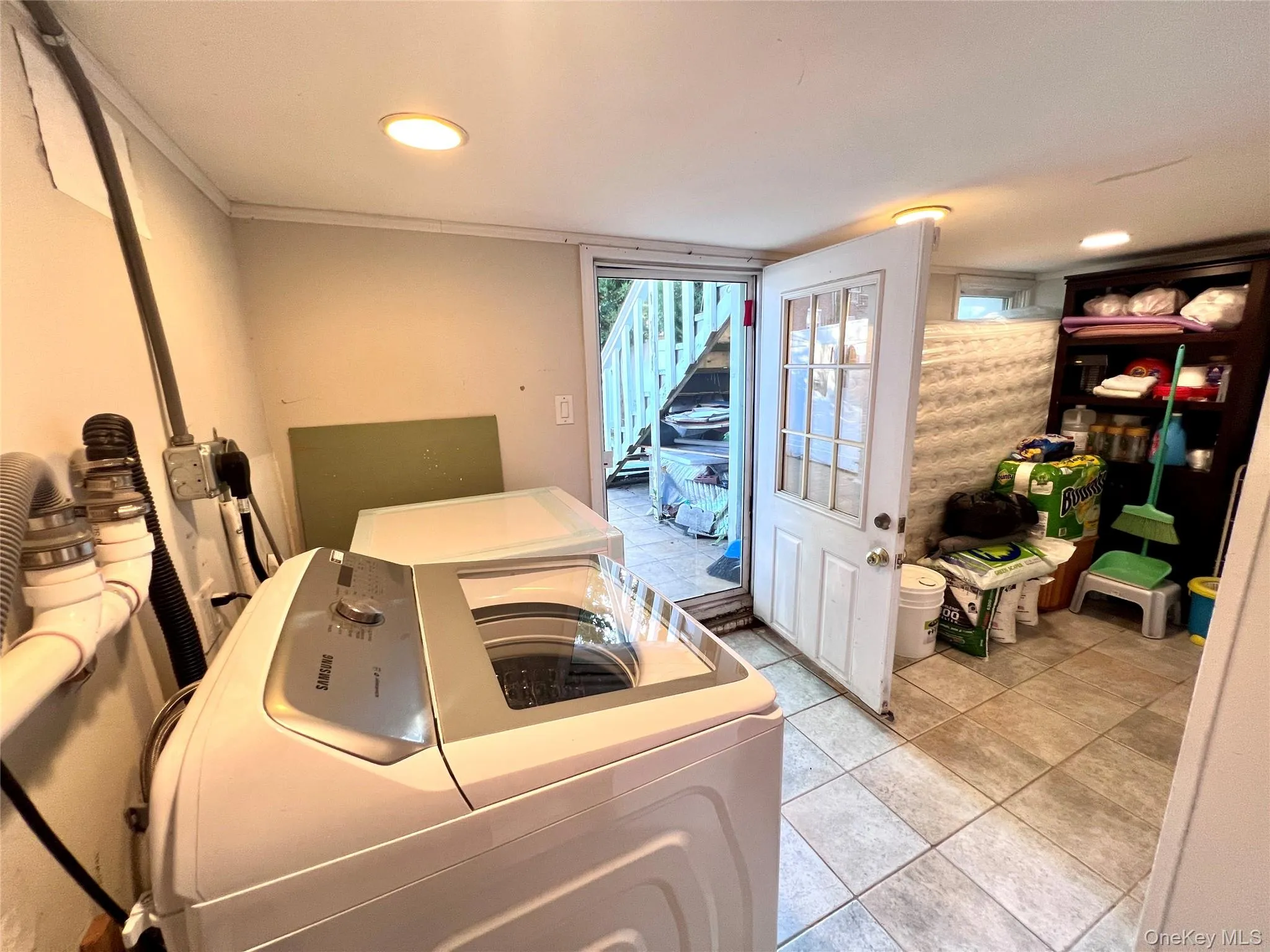 5328 196th Street, New York, NY, 3 Bedrooms Bedrooms, 6 Rooms Rooms,2 BathroomsBathrooms,Residential,For Rent,196th,0,1013932 5328 196th Street, New York, NY, 3 Bedrooms Bedrooms, 6 Rooms Rooms,2 BathroomsBathrooms,Residential,For Rent,196th,0,1013932