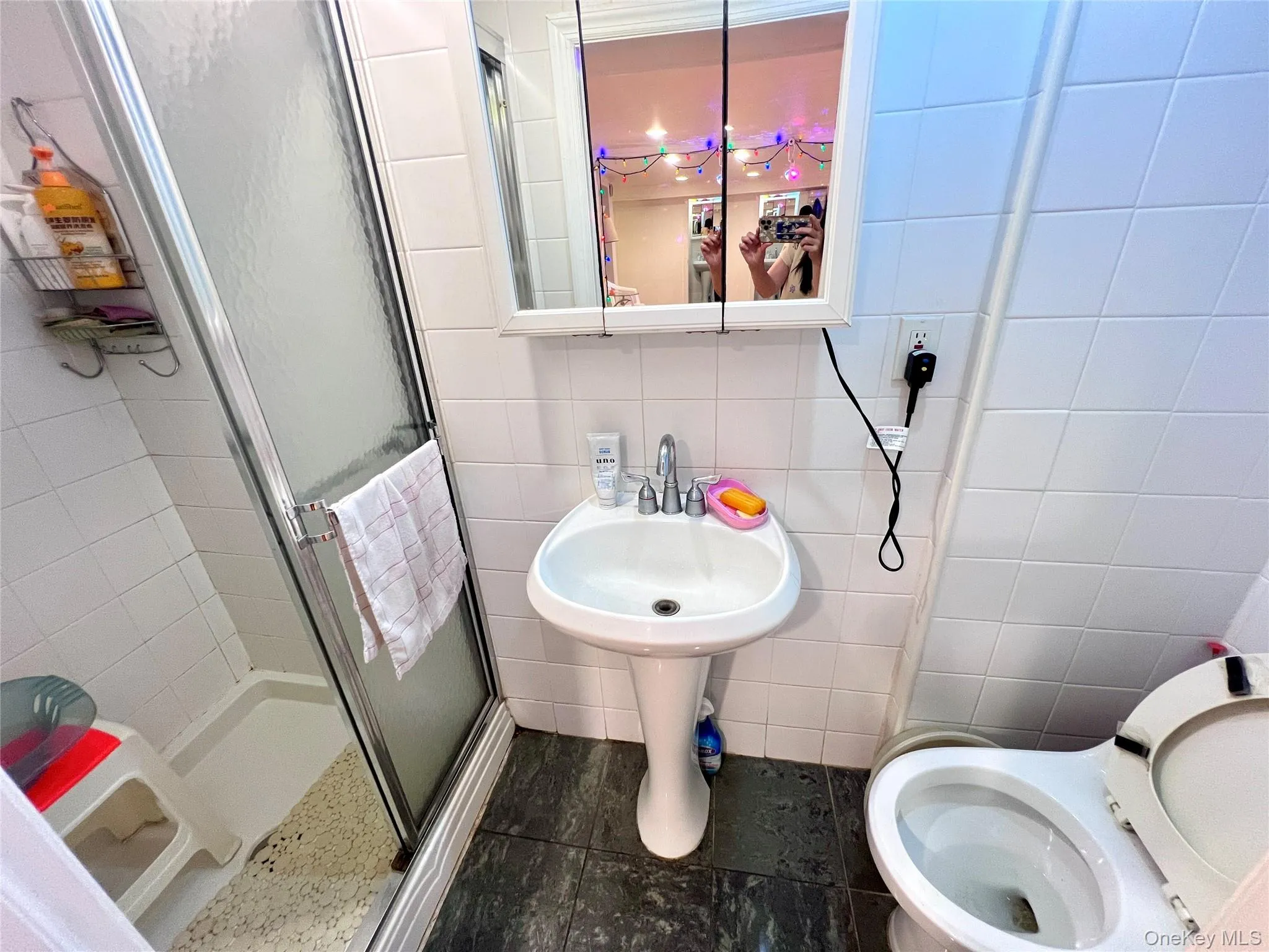 5328 196th Street, New York, NY, 3 Bedrooms Bedrooms, 6 Rooms Rooms,2 BathroomsBathrooms,Residential,For Rent,196th,0,1013932 5328 196th Street, New York, NY, 3 Bedrooms Bedrooms, 6 Rooms Rooms,2 BathroomsBathrooms,Residential,For Rent,196th,0,1013932
