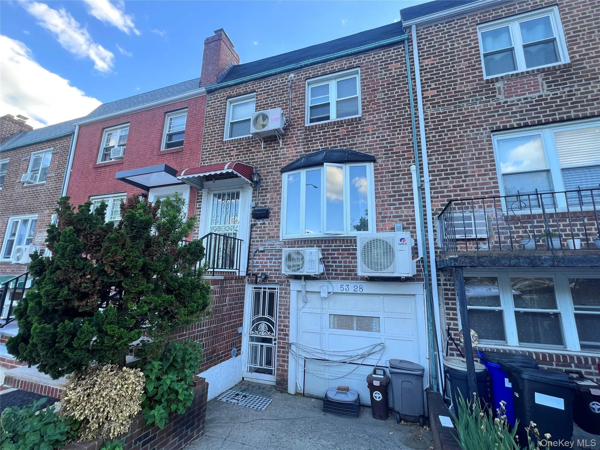 5328 196th Street, New York, NY, 3 Bedrooms Bedrooms, 6 Rooms Rooms,2 BathroomsBathrooms,Residential,For Rent,196th,0,1013932 5328 196th Street, New York, NY, 3 Bedrooms Bedrooms, 6 Rooms Rooms,2 BathroomsBathrooms,Residential,For Rent,196th,0,1013932