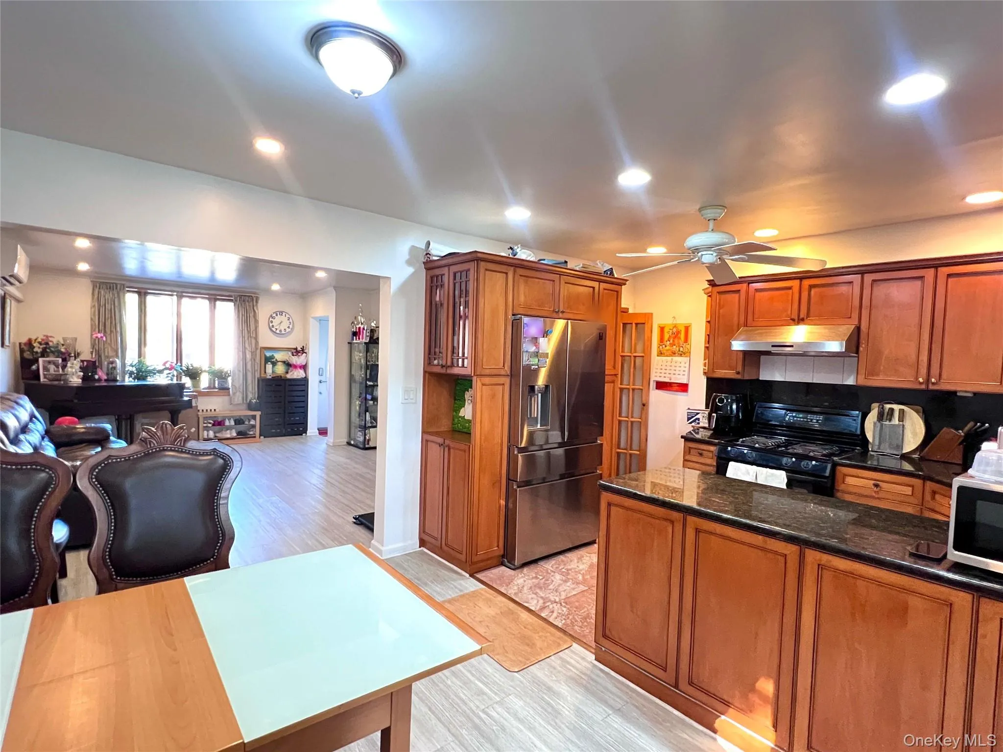 5328 196th Street, New York, NY, 3 Bedrooms Bedrooms, 6 Rooms Rooms,2 BathroomsBathrooms,Residential,For Rent,196th,0,1013932 5328 196th Street, New York, NY, 3 Bedrooms Bedrooms, 6 Rooms Rooms,2 BathroomsBathrooms,Residential,For Rent,196th,0,1013932