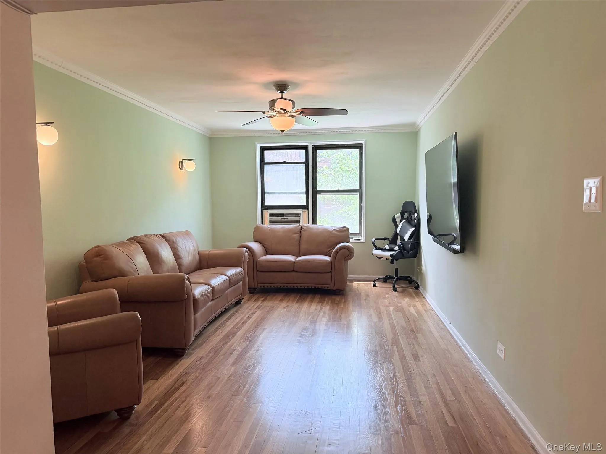83-05 98 Street, New York, NY, 2 Bedrooms Bedrooms, 5 Rooms Rooms,1 BathroomBathrooms,Residential,For Rent,98,0,1013935 83-05 98 Street, New York, NY, 2 Bedrooms Bedrooms, 5 Rooms Rooms,1 BathroomBathrooms,Residential,For Rent,98,0,1013935