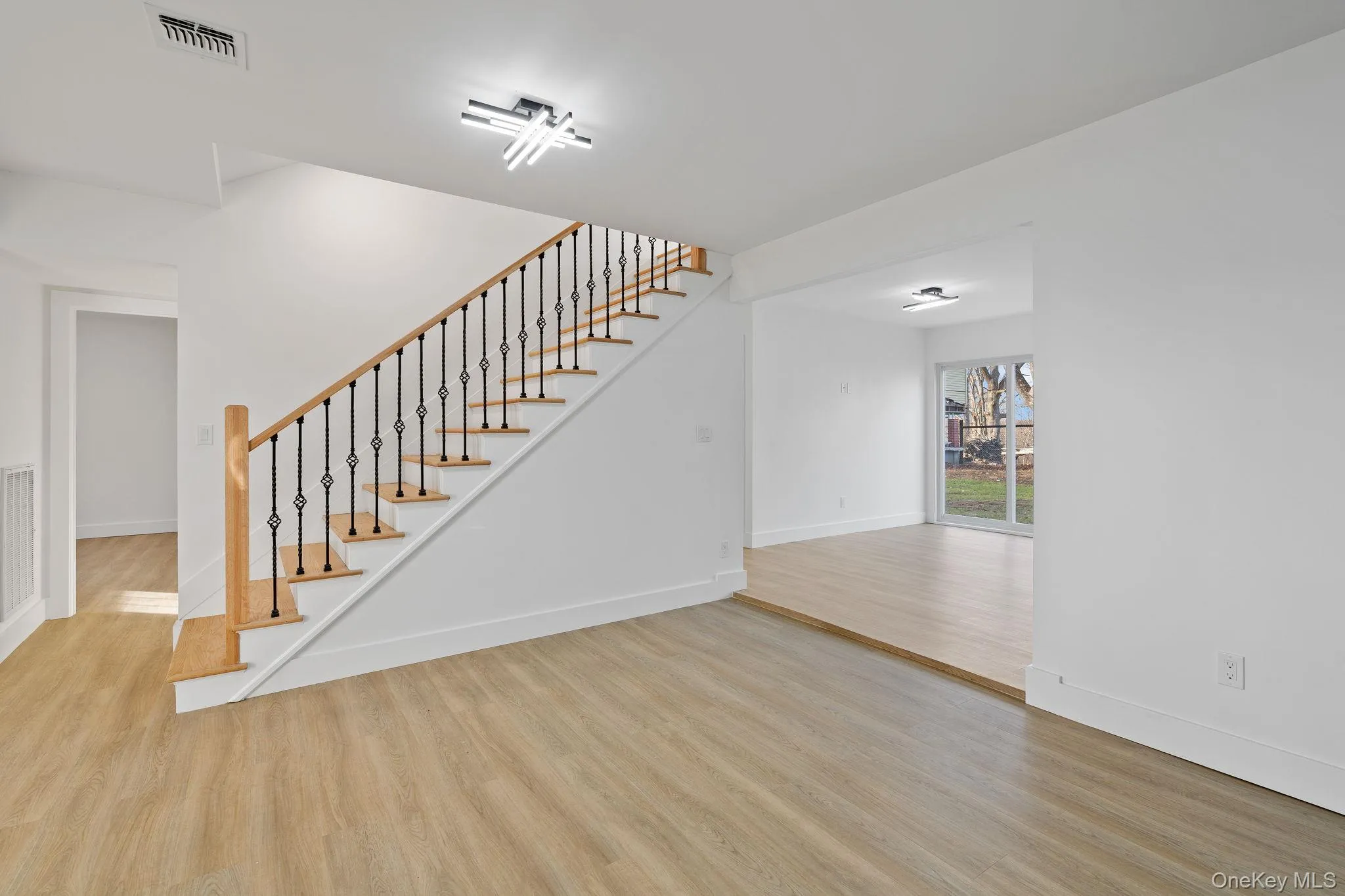 39 Overland Drive, Plattekill, NY, 4 Bedrooms Bedrooms, 16 Rooms Rooms,3 BathroomsBathrooms,Residential,For Rent,Overland,0,1013942 39 Overland Drive, Plattekill, NY, 4 Bedrooms Bedrooms, 16 Rooms Rooms,3 BathroomsBathrooms,Residential,For Rent,Overland,0,1013942