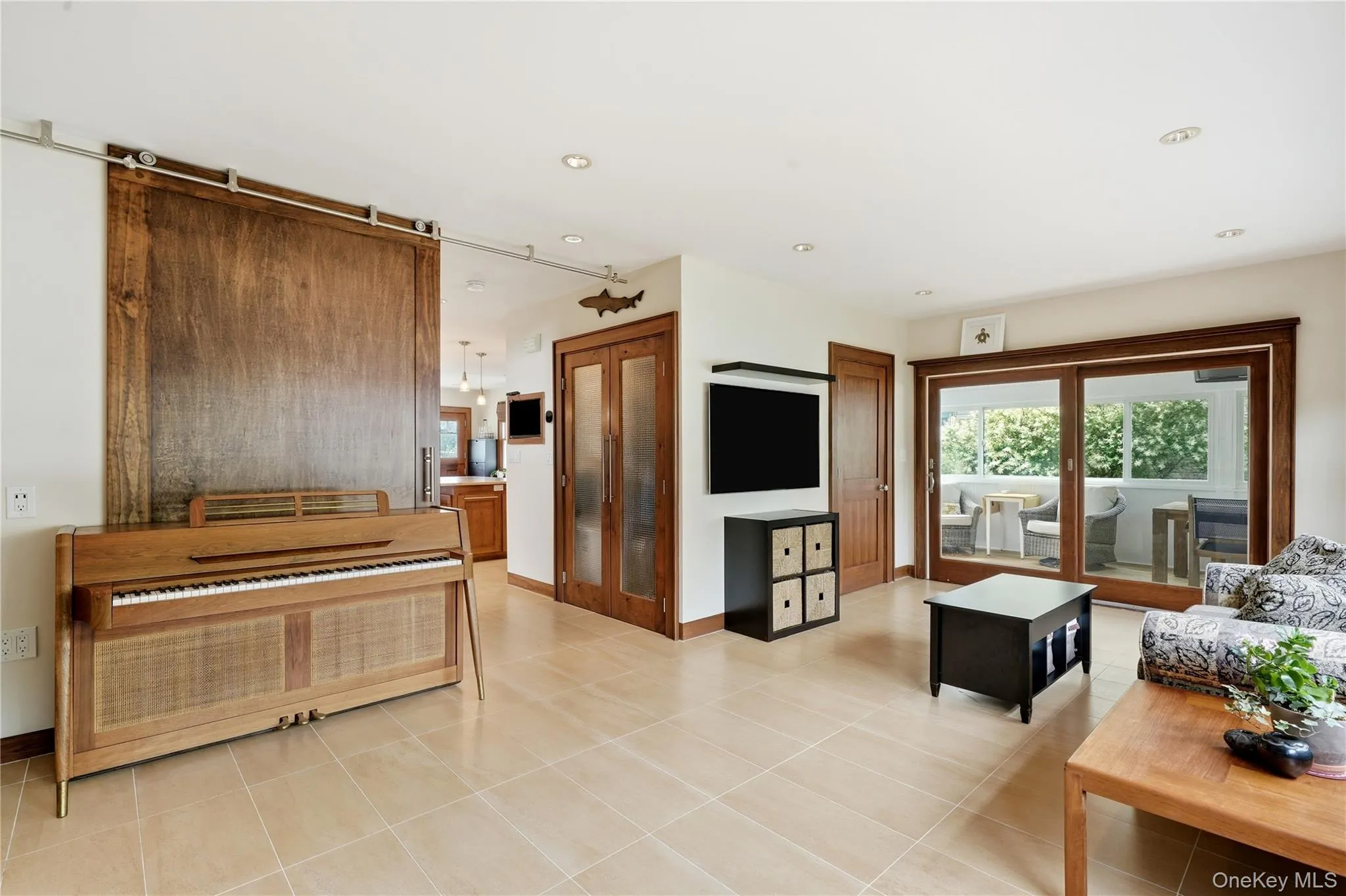 2544 Riverside Avenue, Hempstead, NY, 3 Bedrooms Bedrooms, 10 Rooms Rooms,2 BathroomsBathrooms,Residential,For Rent,Riverside,0,1013946 2544 Riverside Avenue, Hempstead, NY, 3 Bedrooms Bedrooms, 10 Rooms Rooms,2 BathroomsBathrooms,Residential,For Rent,Riverside,0,1013946