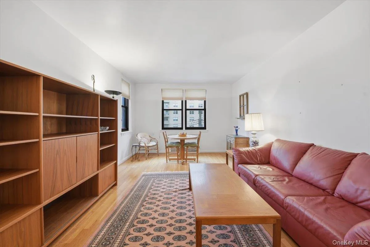 510 Kappock Street, New York, NY, 2 Bedrooms Bedrooms, 6 Rooms Rooms,1 BathroomBathrooms,Residential,For Rent,Kappock,0,1013949 510 Kappock Street, New York, NY, 2 Bedrooms Bedrooms, 6 Rooms Rooms,1 BathroomBathrooms,Residential,For Rent,Kappock,0,1013949