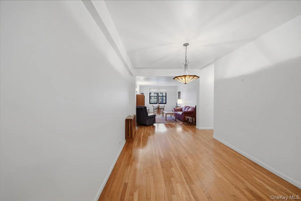 510 Kappock Street, New York, NY, 2 Bedrooms Bedrooms, 6 Rooms Rooms,1 BathroomBathrooms,Residential,For Rent,Kappock,0,1013949 510 Kappock Street, New York, NY, 2 Bedrooms Bedrooms, 6 Rooms Rooms,1 BathroomBathrooms,Residential,For Rent,Kappock,0,1013949