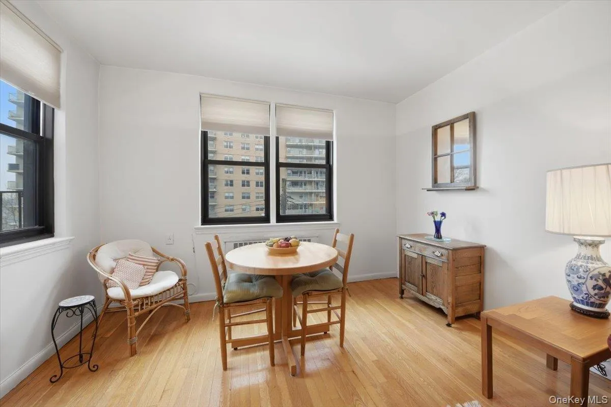 510 Kappock Street, New York, NY, 2 Bedrooms Bedrooms, 6 Rooms Rooms,1 BathroomBathrooms,Residential,For Rent,Kappock,0,1013949 510 Kappock Street, New York, NY, 2 Bedrooms Bedrooms, 6 Rooms Rooms,1 BathroomBathrooms,Residential,For Rent,Kappock,0,1013949