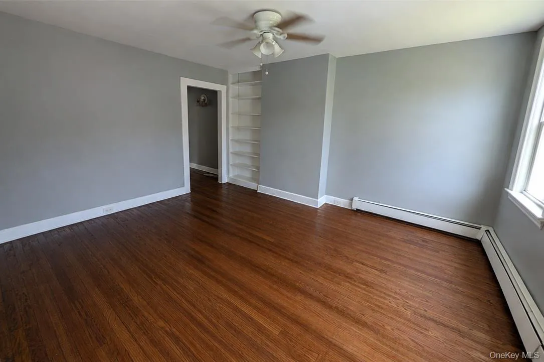 10 Norris Street, Haverstraw, NY, 2 Bedrooms Bedrooms, 6 Rooms Rooms,1 BathroomBathrooms,Residential Lease,For Rent,Norris,0,1013955 10 Norris Street, Haverstraw, NY, 2 Bedrooms Bedrooms, 6 Rooms Rooms,1 BathroomBathrooms,Residential Lease,For Rent,Norris,0,1013955