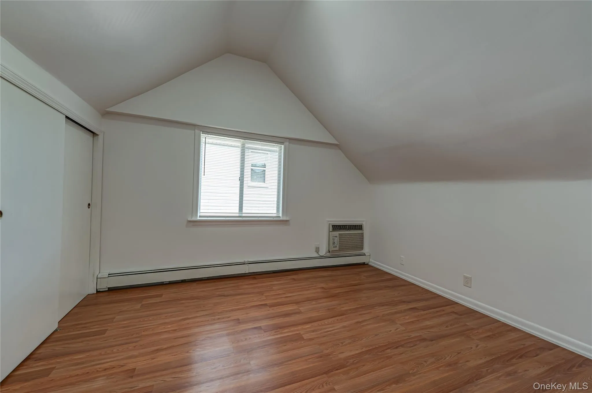 20 10th Street, Oyster Bay, NY, 2 Bedrooms Bedrooms, 4 Rooms Rooms,1 BathroomBathrooms,Residential Lease,For Rent,10th,0,1013957 20 10th Street, Oyster Bay, NY, 2 Bedrooms Bedrooms, 4 Rooms Rooms,1 BathroomBathrooms,Residential Lease,For Rent,10th,0,1013957