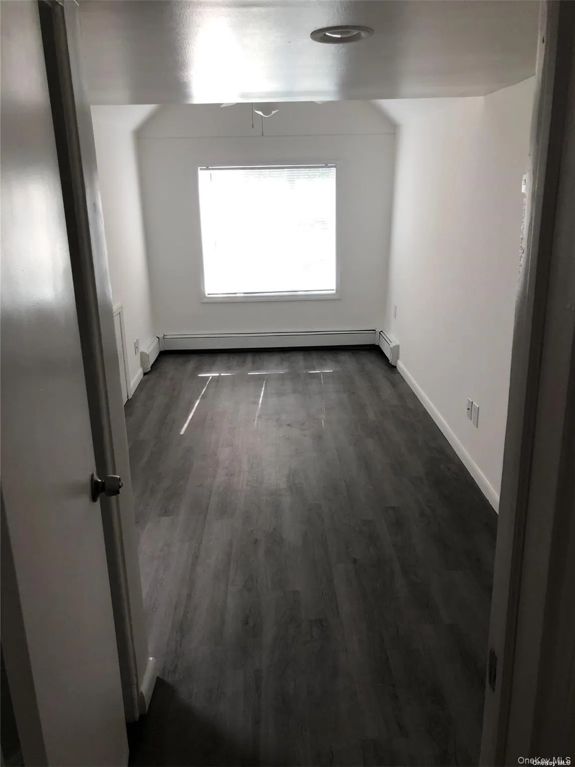 20 10th Street, Oyster Bay, NY, 2 Bedrooms Bedrooms, 4 Rooms Rooms,1 BathroomBathrooms,Residential Lease,For Rent,10th,0,1013957 20 10th Street, Oyster Bay, NY, 2 Bedrooms Bedrooms, 4 Rooms Rooms,1 BathroomBathrooms,Residential Lease,For Rent,10th,0,1013957