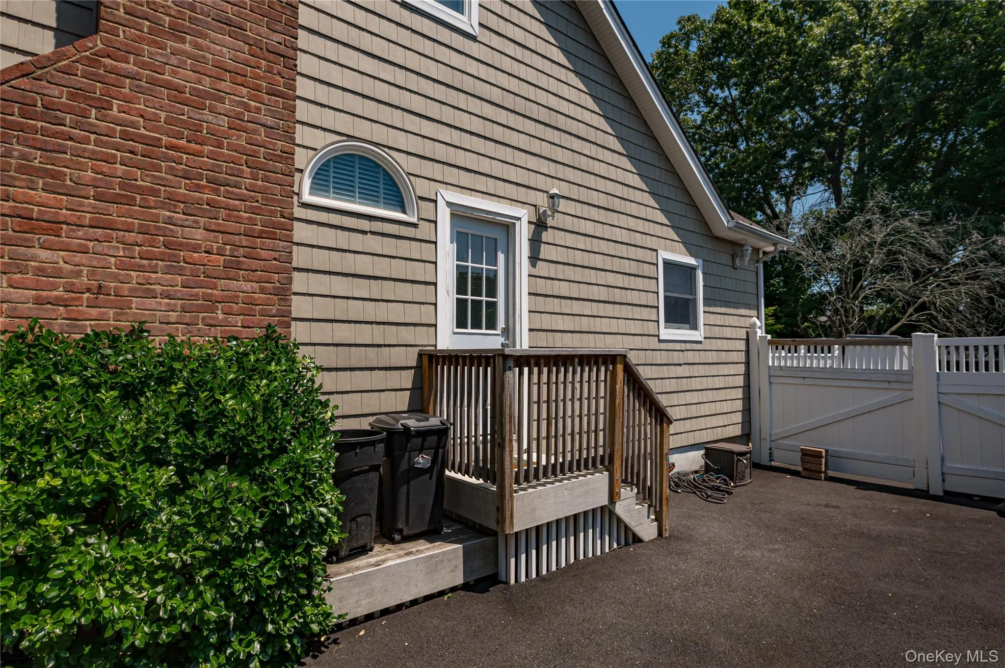 20 10th Street, Oyster Bay, NY, 2 Bedrooms Bedrooms, 4 Rooms Rooms,1 BathroomBathrooms,Residential Lease,For Rent,10th,0,1013957 20 10th Street, Oyster Bay, NY, 2 Bedrooms Bedrooms, 4 Rooms Rooms,1 BathroomBathrooms,Residential Lease,For Rent,10th,0,1013957