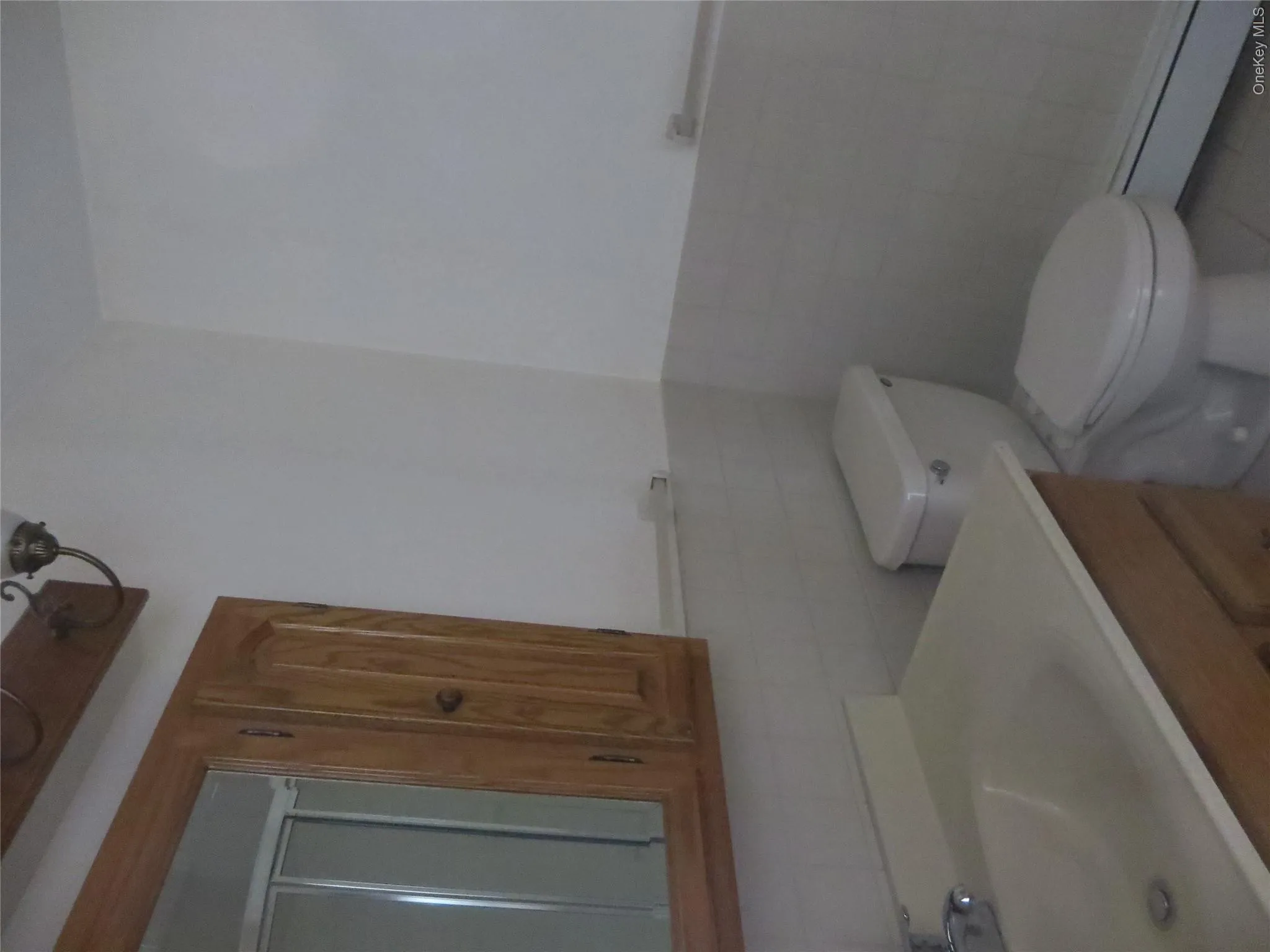 50 Grover Lane, Huntington, NY, 1 Bedroom Bedrooms, 3 Rooms Rooms,1 BathroomBathrooms,Residential Lease,For Rent,Grover,0,1013958 50 Grover Lane, Huntington, NY, 1 Bedroom Bedrooms, 3 Rooms Rooms,1 BathroomBathrooms,Residential Lease,For Rent,Grover,0,1013958