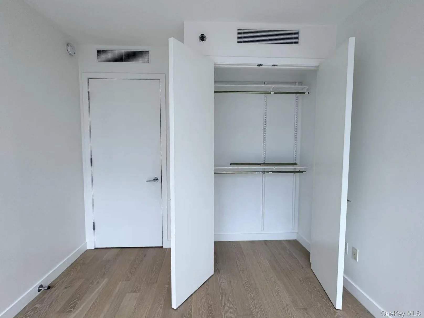 13437 35th Avenue, New York, NY, 2 Bedrooms Bedrooms, 4 Rooms Rooms,2 BathroomsBathrooms,Residential,For Rent,35th,0,1013959 13437 35th Avenue, New York, NY, 2 Bedrooms Bedrooms, 4 Rooms Rooms,2 BathroomsBathrooms,Residential,For Rent,35th,0,1013959