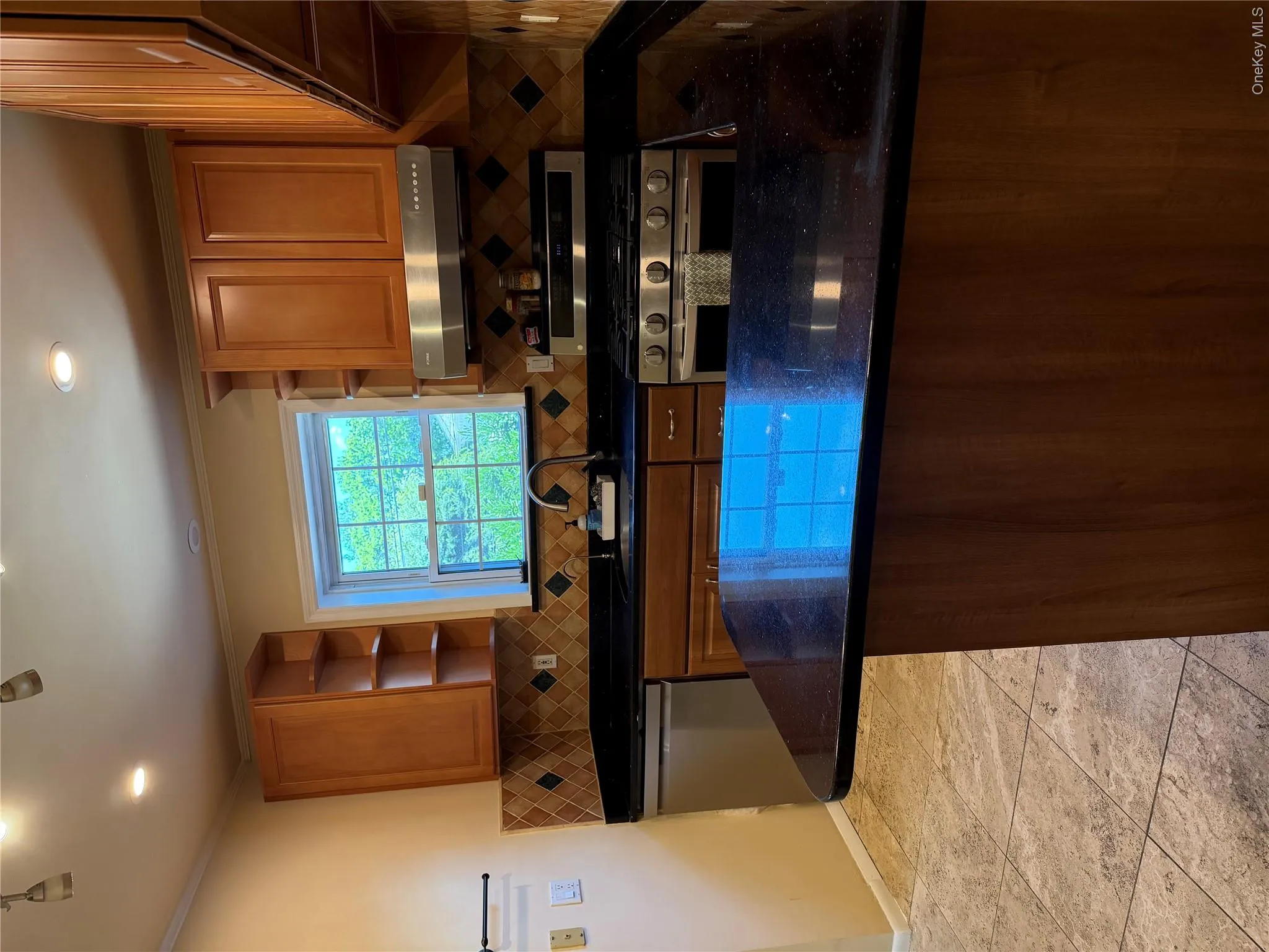 27 Upland Road, North Hempstead, NY, 3 Bedrooms Bedrooms, 8 Rooms Rooms,2 BathroomsBathrooms,Residential Lease,For Rent,Upland,0,1013961 27 Upland Road, North Hempstead, NY, 3 Bedrooms Bedrooms, 8 Rooms Rooms,2 BathroomsBathrooms,Residential Lease,For Rent,Upland,0,1013961