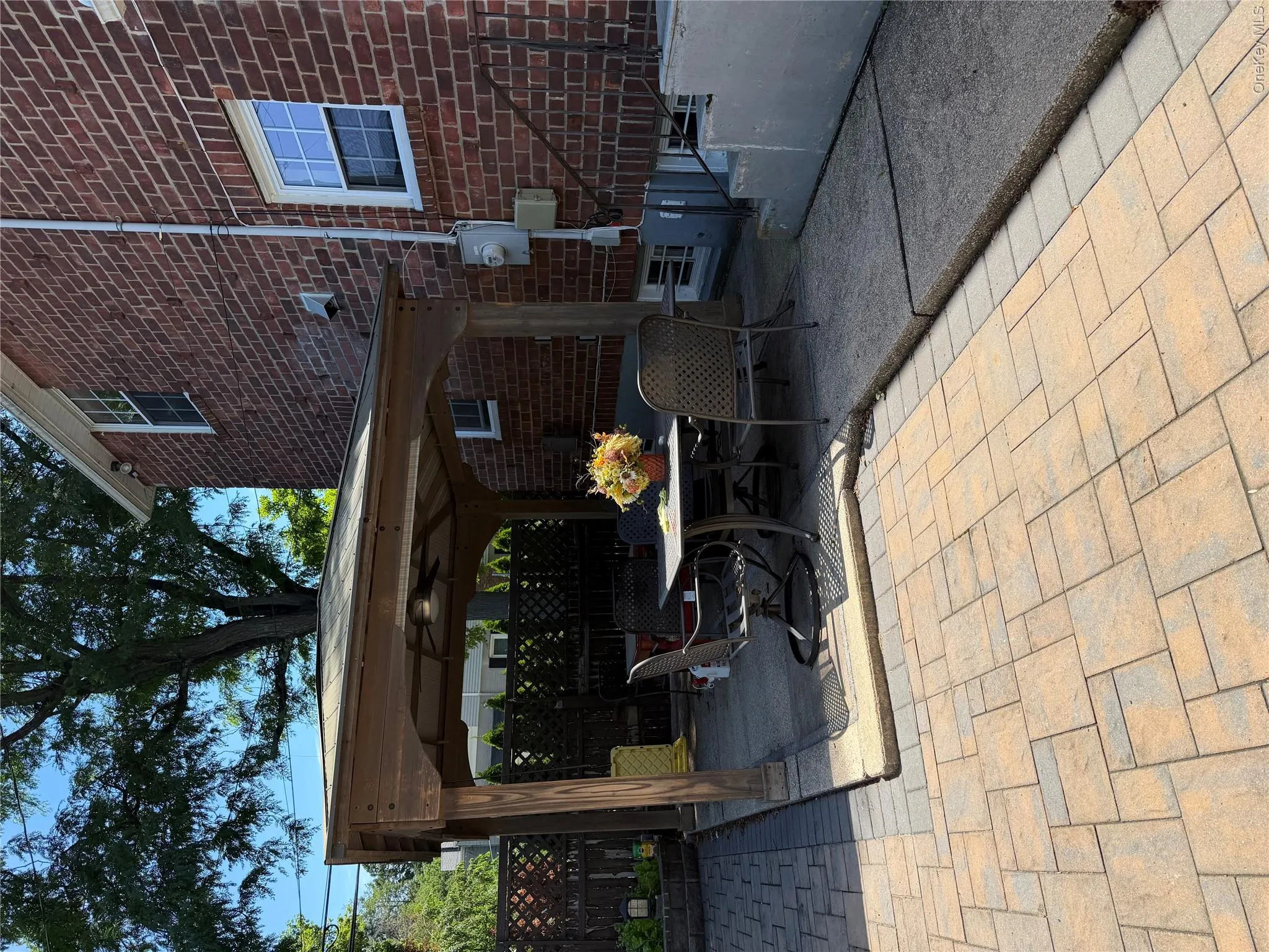 27 Upland Road, North Hempstead, NY, 3 Bedrooms Bedrooms, 8 Rooms Rooms,2 BathroomsBathrooms,Residential Lease,For Rent,Upland,0,1013961 27 Upland Road, North Hempstead, NY, 3 Bedrooms Bedrooms, 8 Rooms Rooms,2 BathroomsBathrooms,Residential Lease,For Rent,Upland,0,1013961
