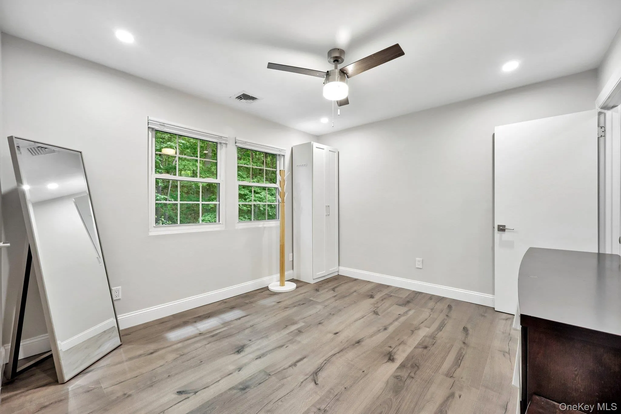 16 Chase Commons, Brookhaven, NY, 2 Bedrooms Bedrooms, 5 Rooms Rooms,1 BathroomBathrooms,Residential,For Rent,Chase,0,1013962 16 Chase Commons, Brookhaven, NY, 2 Bedrooms Bedrooms, 5 Rooms Rooms,1 BathroomBathrooms,Residential,For Rent,Chase,0,1013962