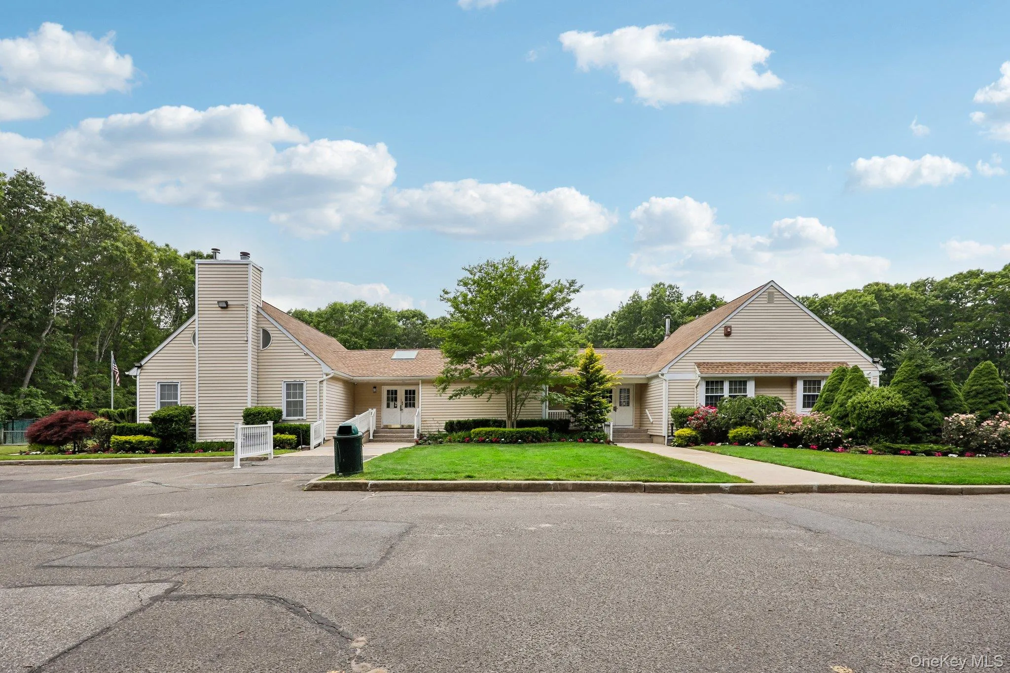 16 Chase Commons, Brookhaven, NY, 2 Bedrooms Bedrooms, 5 Rooms Rooms,1 BathroomBathrooms,Residential,For Rent,Chase,0,1013962 16 Chase Commons, Brookhaven, NY, 2 Bedrooms Bedrooms, 5 Rooms Rooms,1 BathroomBathrooms,Residential,For Rent,Chase,0,1013962