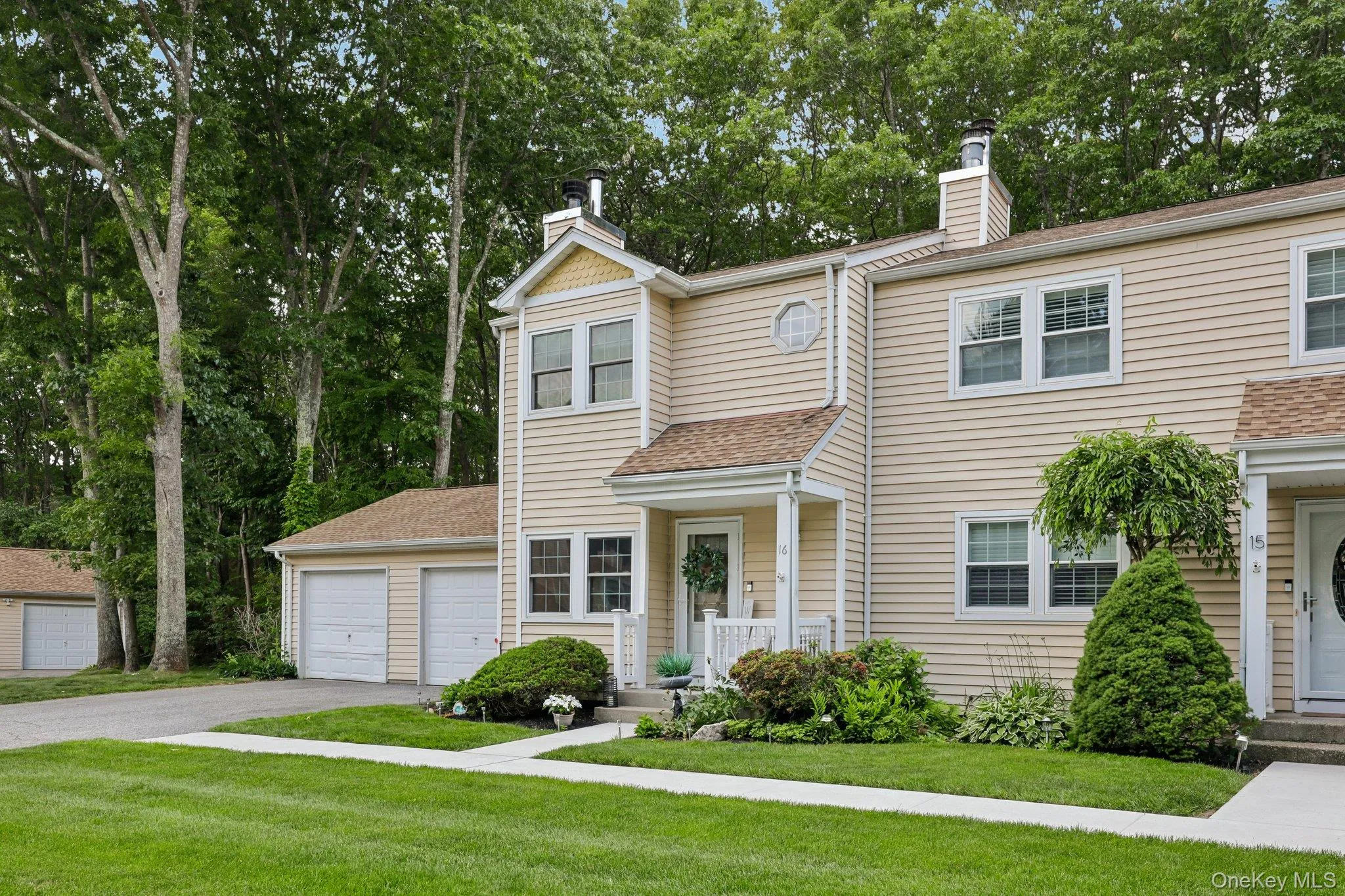 16 Chase Commons, Brookhaven, NY, 2 Bedrooms Bedrooms, 5 Rooms Rooms,1 BathroomBathrooms,Residential,For Rent,Chase,0,1013962 16 Chase Commons, Brookhaven, NY, 2 Bedrooms Bedrooms, 5 Rooms Rooms,1 BathroomBathrooms,Residential,For Rent,Chase,0,1013962