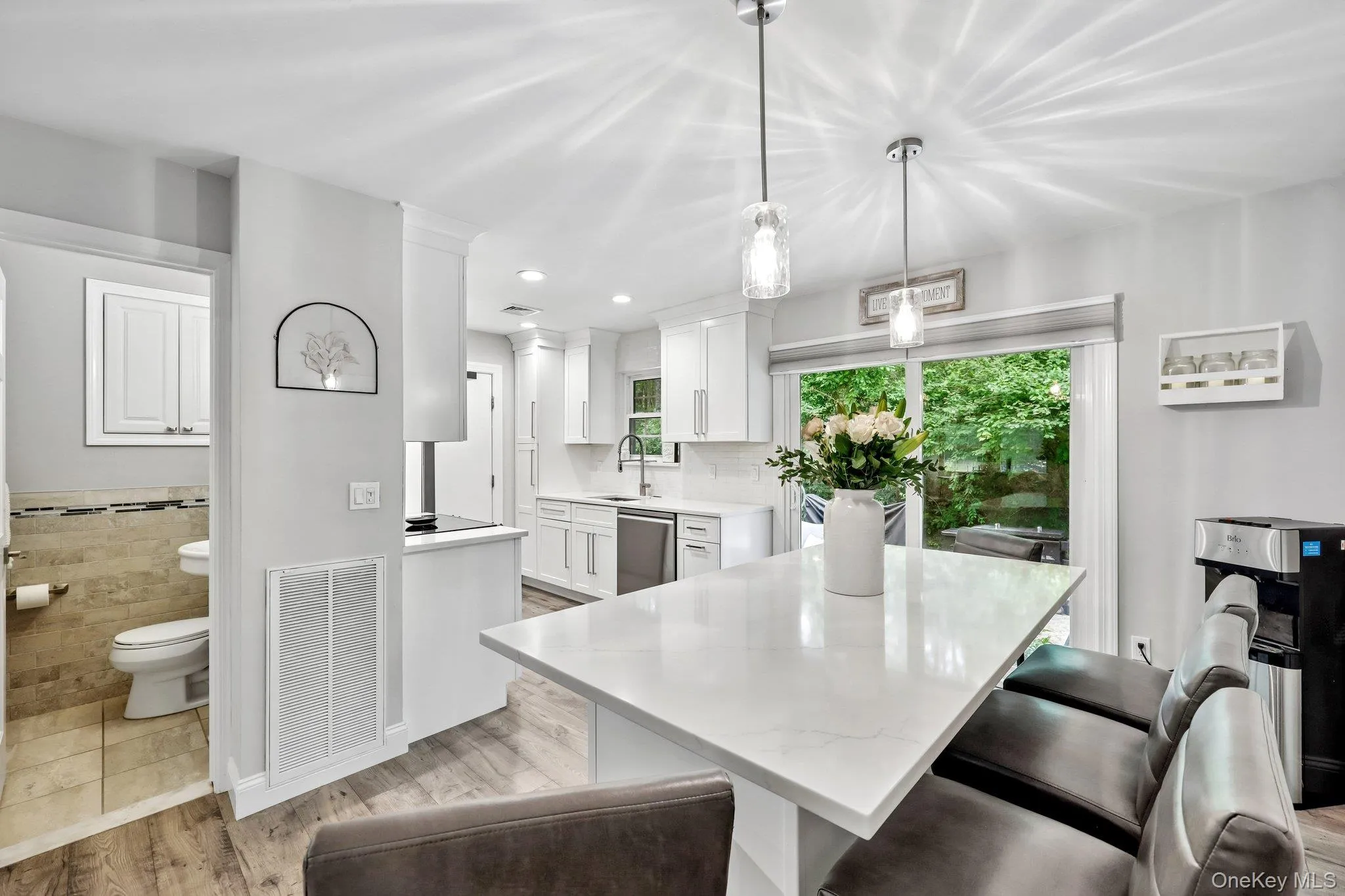 16 Chase Commons, Brookhaven, NY, 2 Bedrooms Bedrooms, 5 Rooms Rooms,1 BathroomBathrooms,Residential,For Rent,Chase,0,1013962 16 Chase Commons, Brookhaven, NY, 2 Bedrooms Bedrooms, 5 Rooms Rooms,1 BathroomBathrooms,Residential,For Rent,Chase,0,1013962