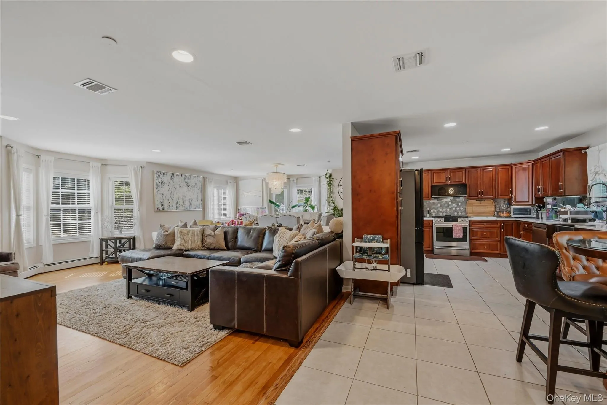 42 Leonard Street, Haverstraw, NY, 3 Bedrooms Bedrooms, 7 Rooms Rooms,2 BathroomsBathrooms,Residential Lease,For Rent,Leonard,0,1013969 42 Leonard Street, Haverstraw, NY, 3 Bedrooms Bedrooms, 7 Rooms Rooms,2 BathroomsBathrooms,Residential Lease,For Rent,Leonard,0,1013969