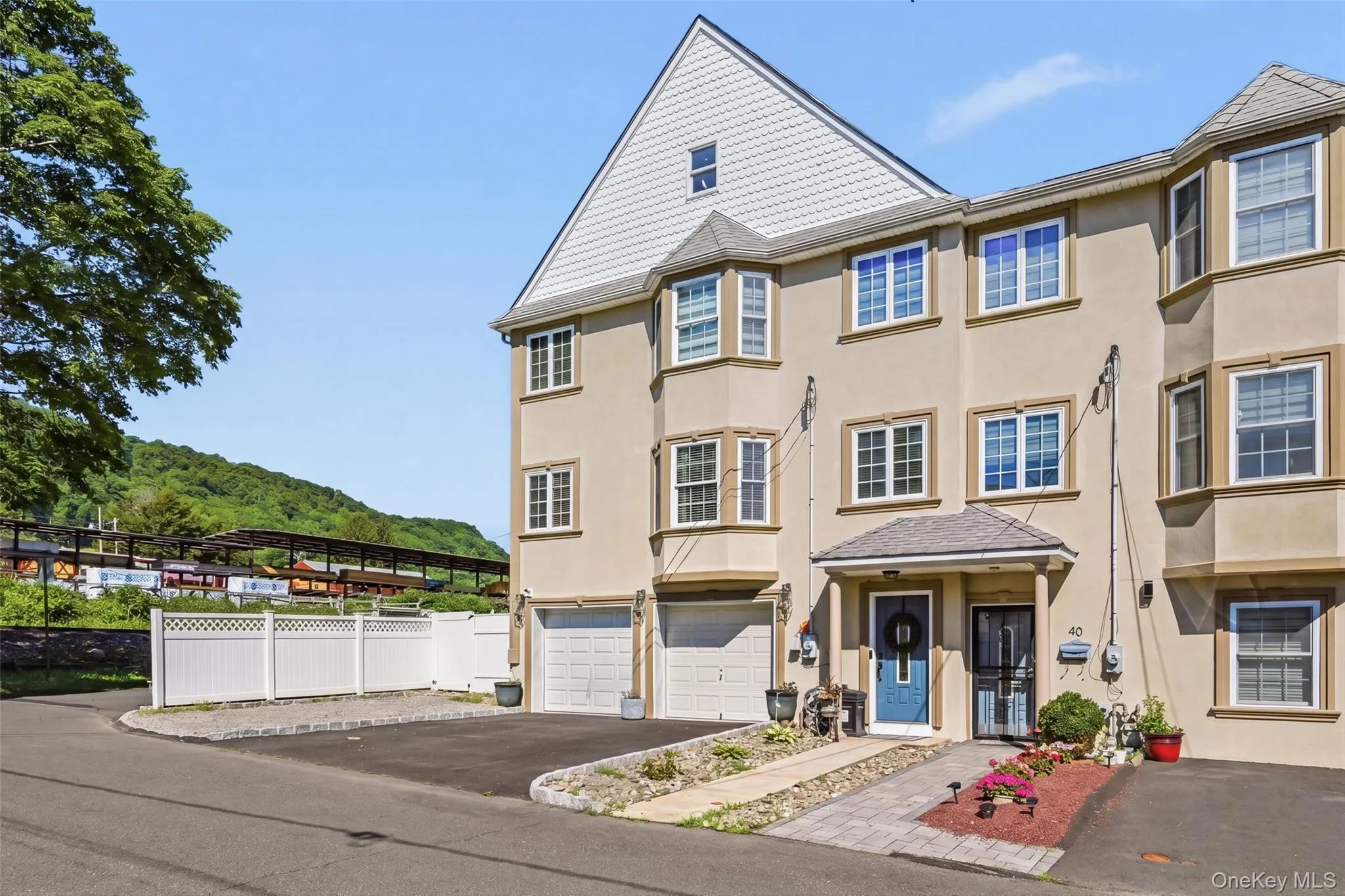 42 Leonard Street, Haverstraw, NY, 3 Bedrooms Bedrooms, 7 Rooms Rooms,2 BathroomsBathrooms,Residential Lease,For Rent,Leonard,0,1013969 42 Leonard Street, Haverstraw, NY, 3 Bedrooms Bedrooms, 7 Rooms Rooms,2 BathroomsBathrooms,Residential Lease,For Rent,Leonard,0,1013969
